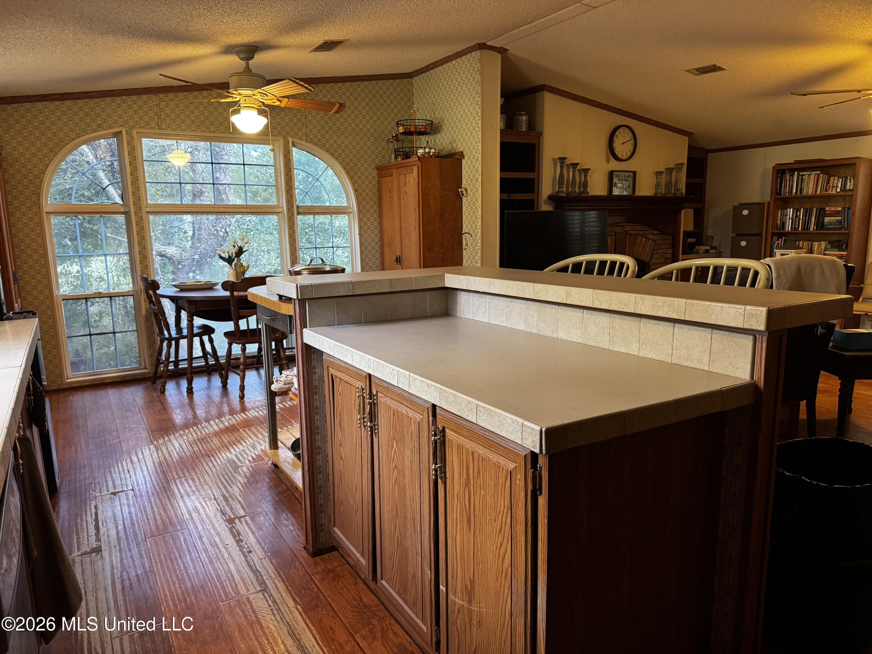 11012 Fox Ridge Drive Property Photo 14