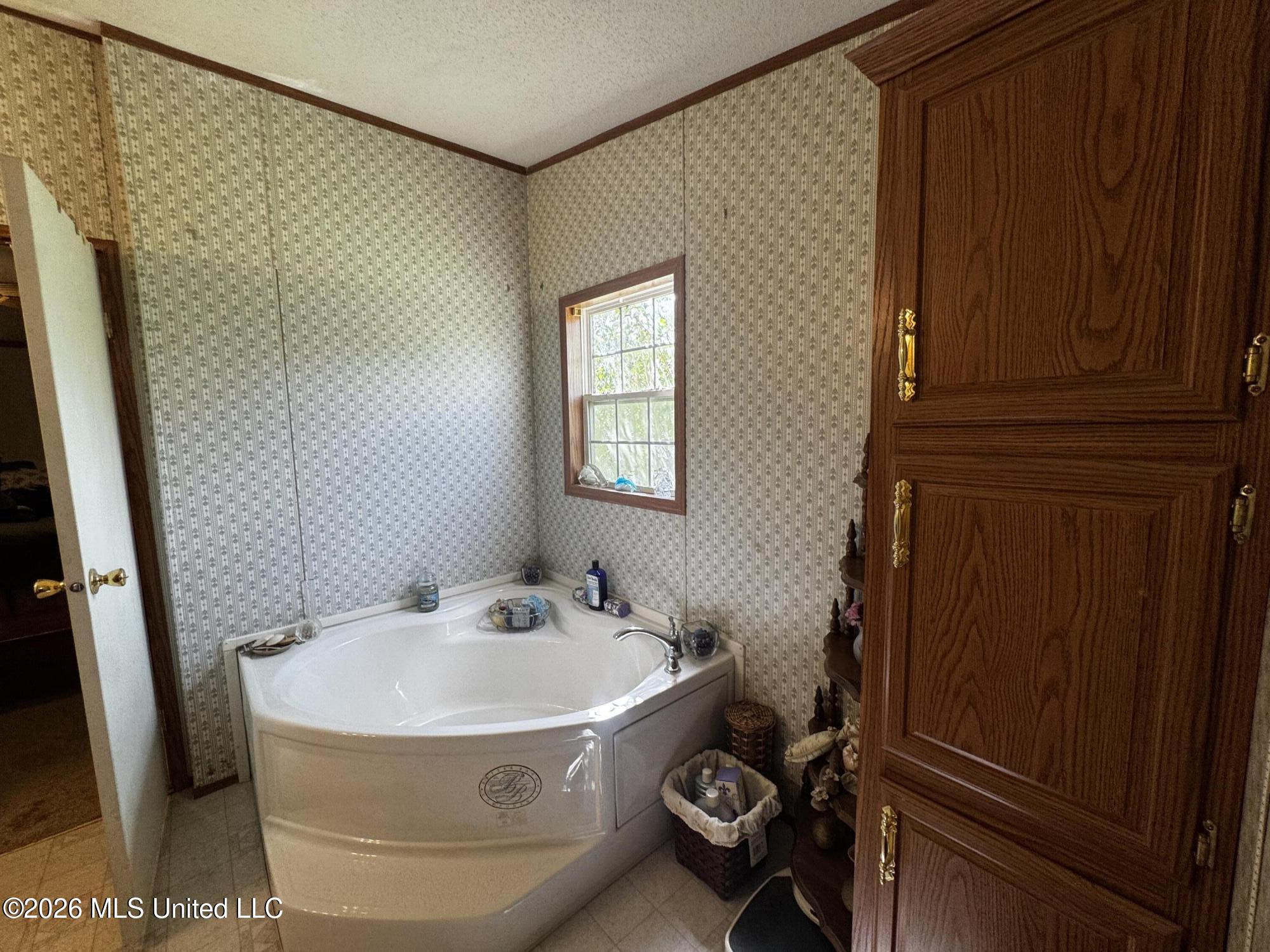 11012 Fox Ridge Drive Property Photo 23