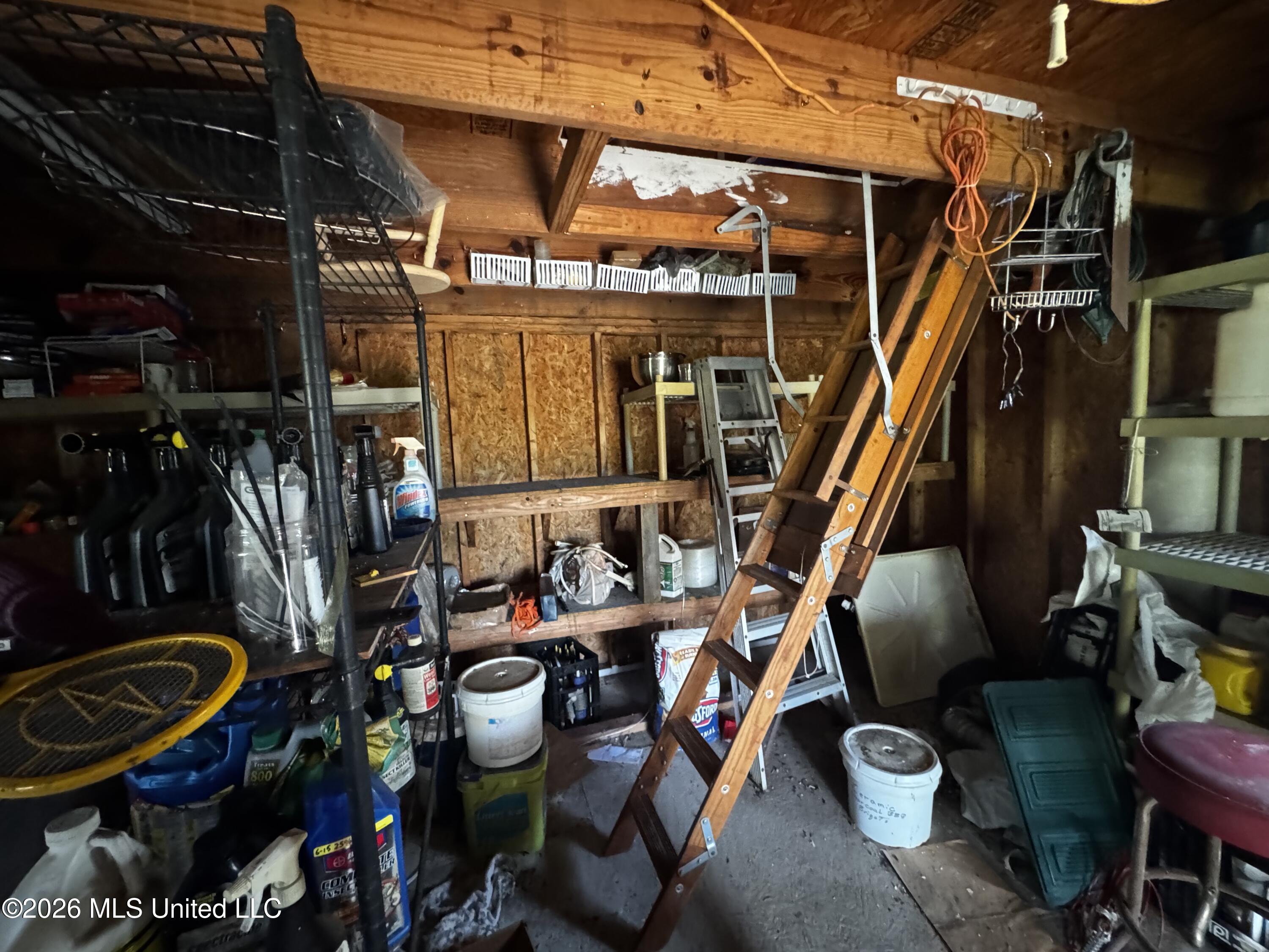11012 Fox Ridge Drive Property Photo 32
