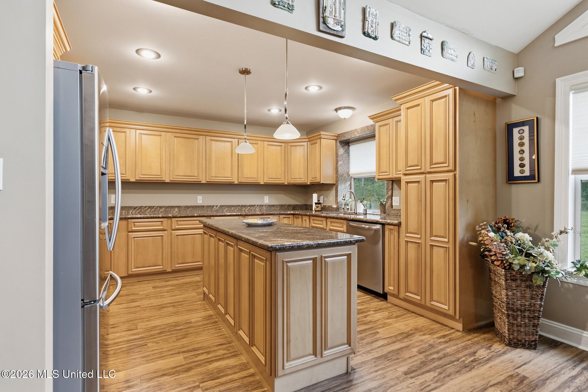 463 Jess Williams Road Property Photo 11