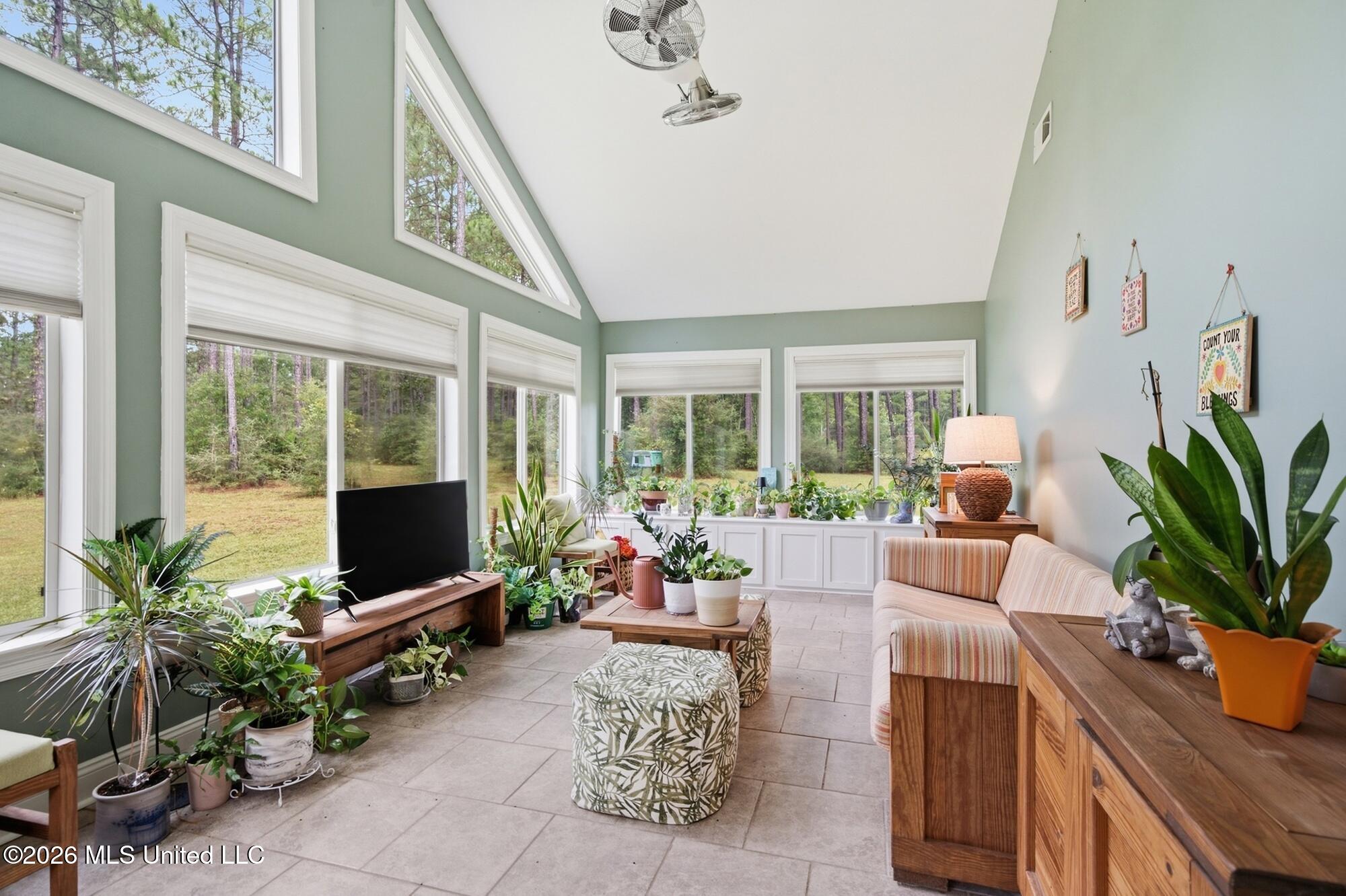 463 Jess Williams Road Property Photo 23