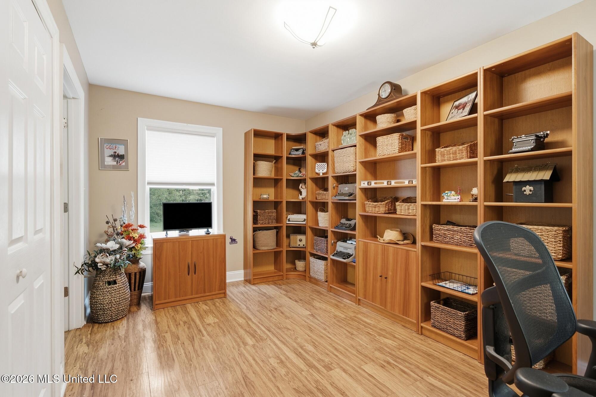 463 Jess Williams Road Property Photo 25