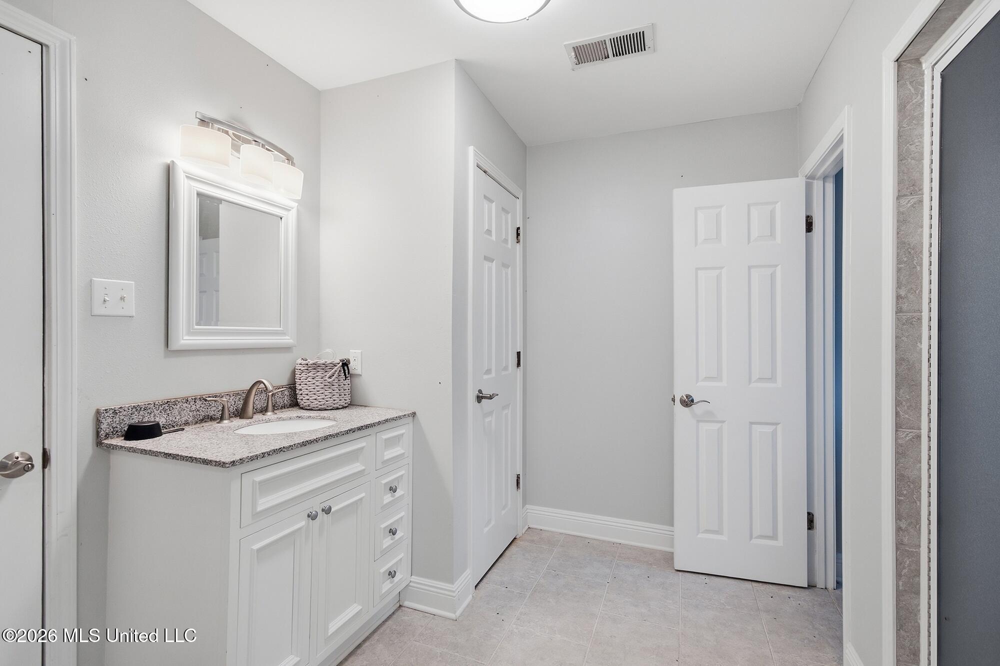 463 Jess Williams Road Property Photo 37