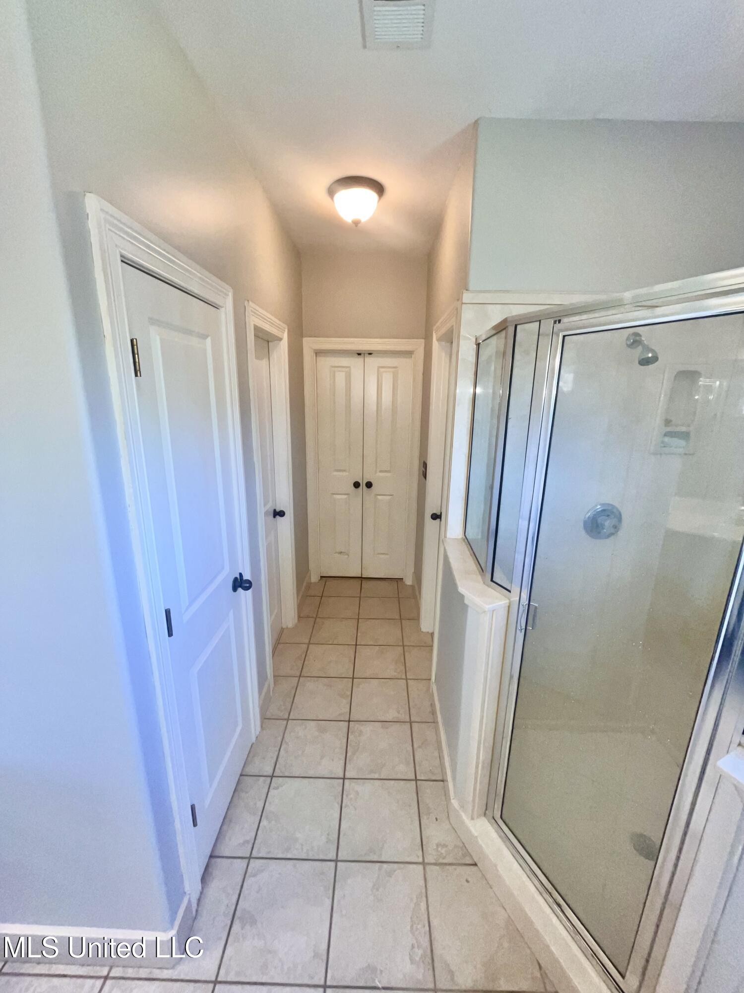 4896 Park North Drive Property Photo 13
