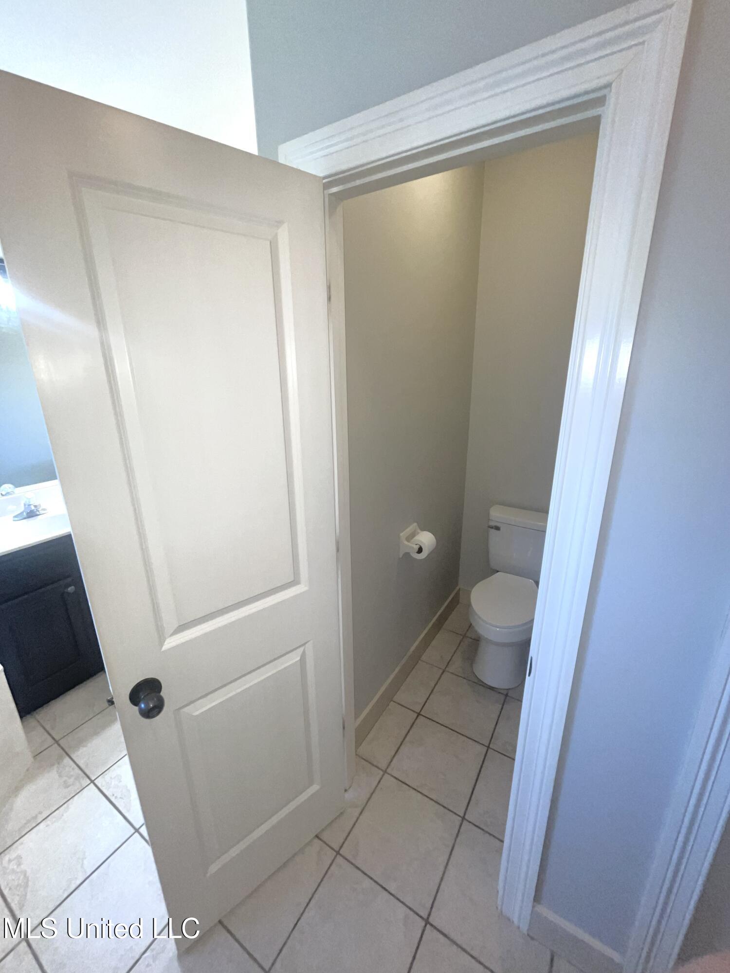 4896 Park North Drive Property Photo 17