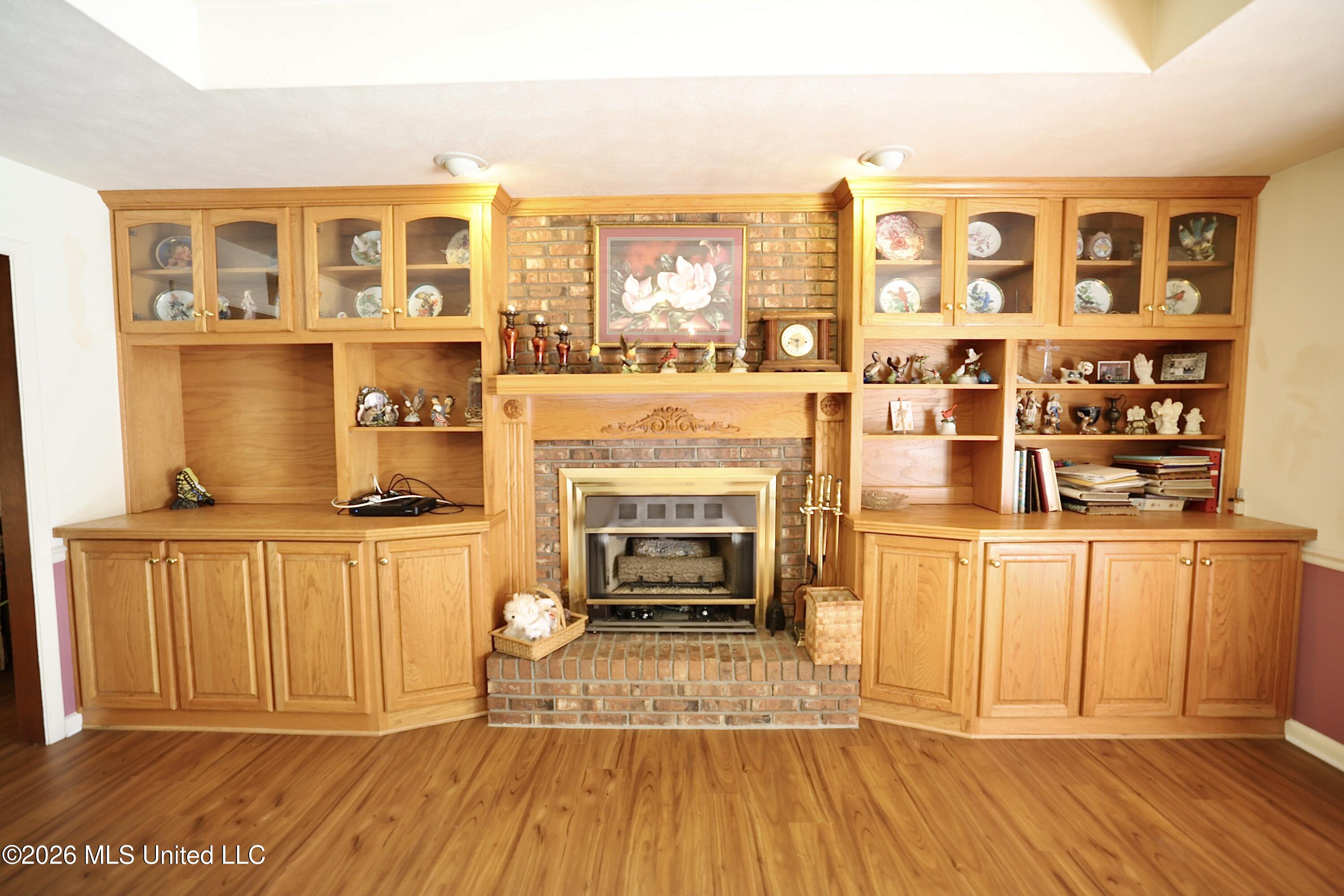 105 Linwood Court Property Photo 8