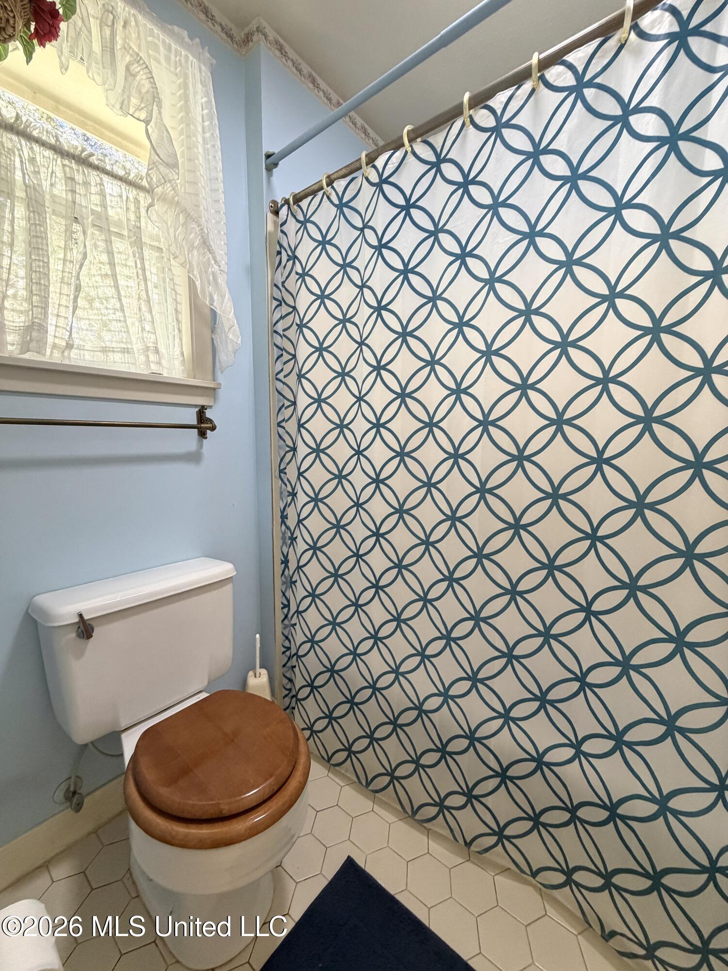 105 Linwood Court Property Photo 29
