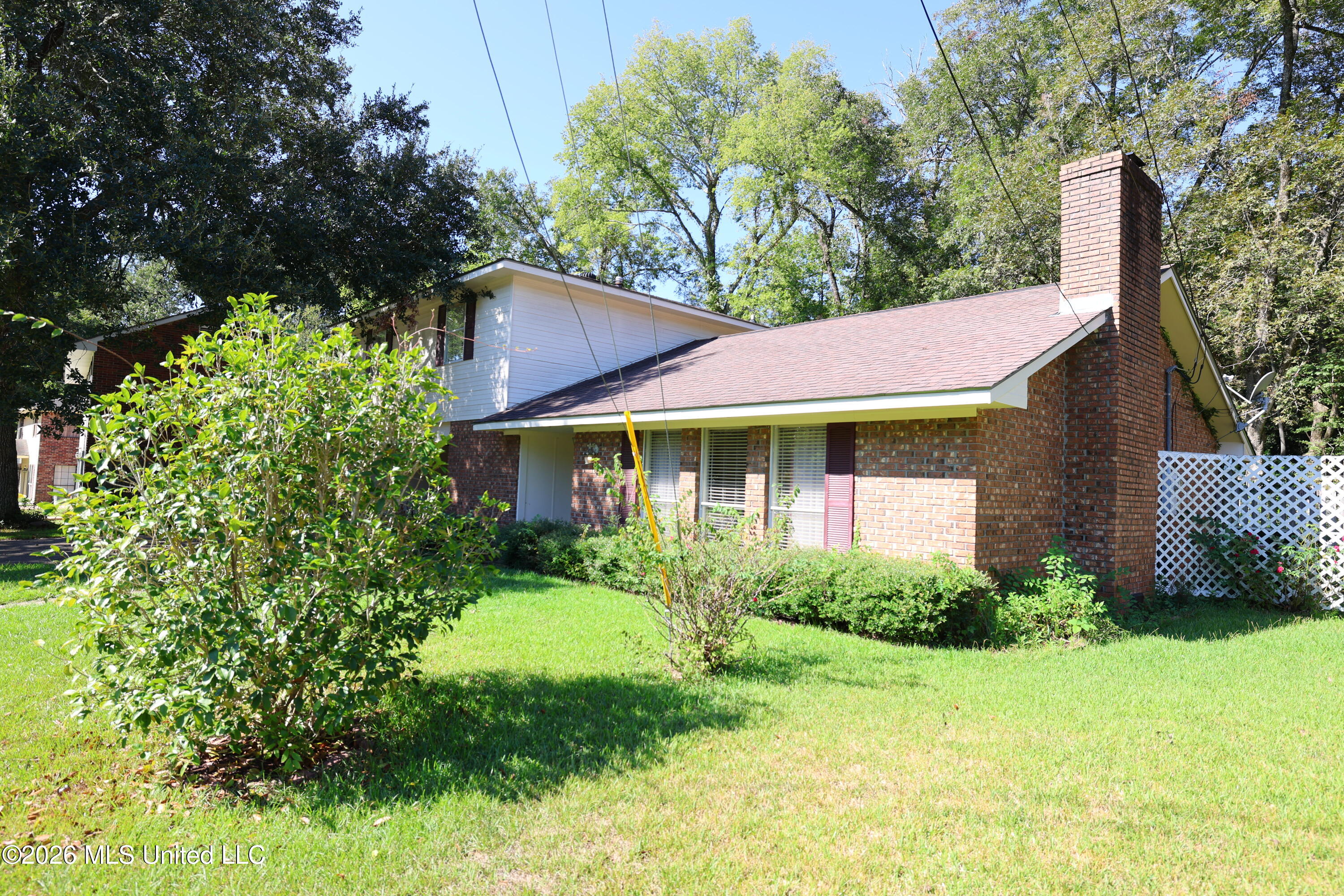 105 Linwood Court Property Photo 33