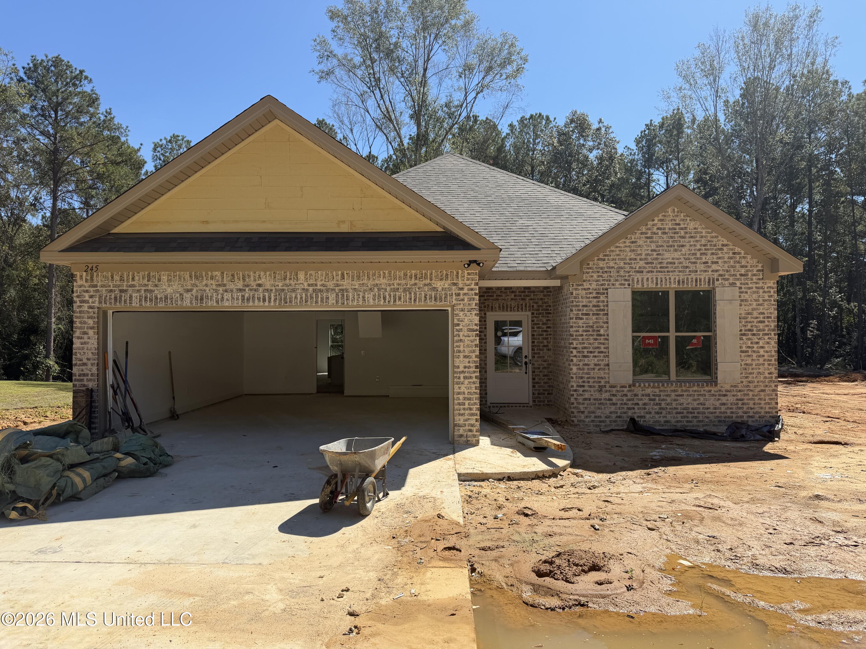 245 Smith Drive Property Photo 1