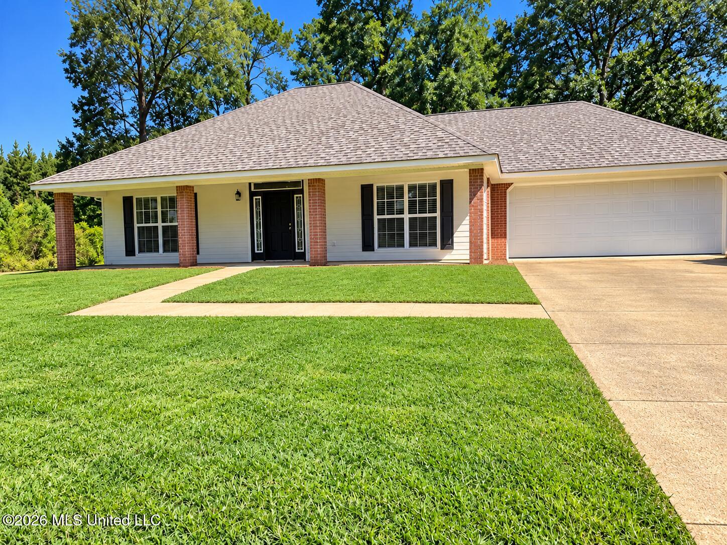 643 County Line Road Property Photo 1