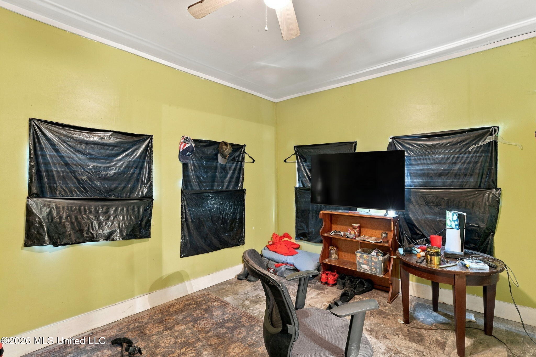717-719 Avenue E Property Photo 12