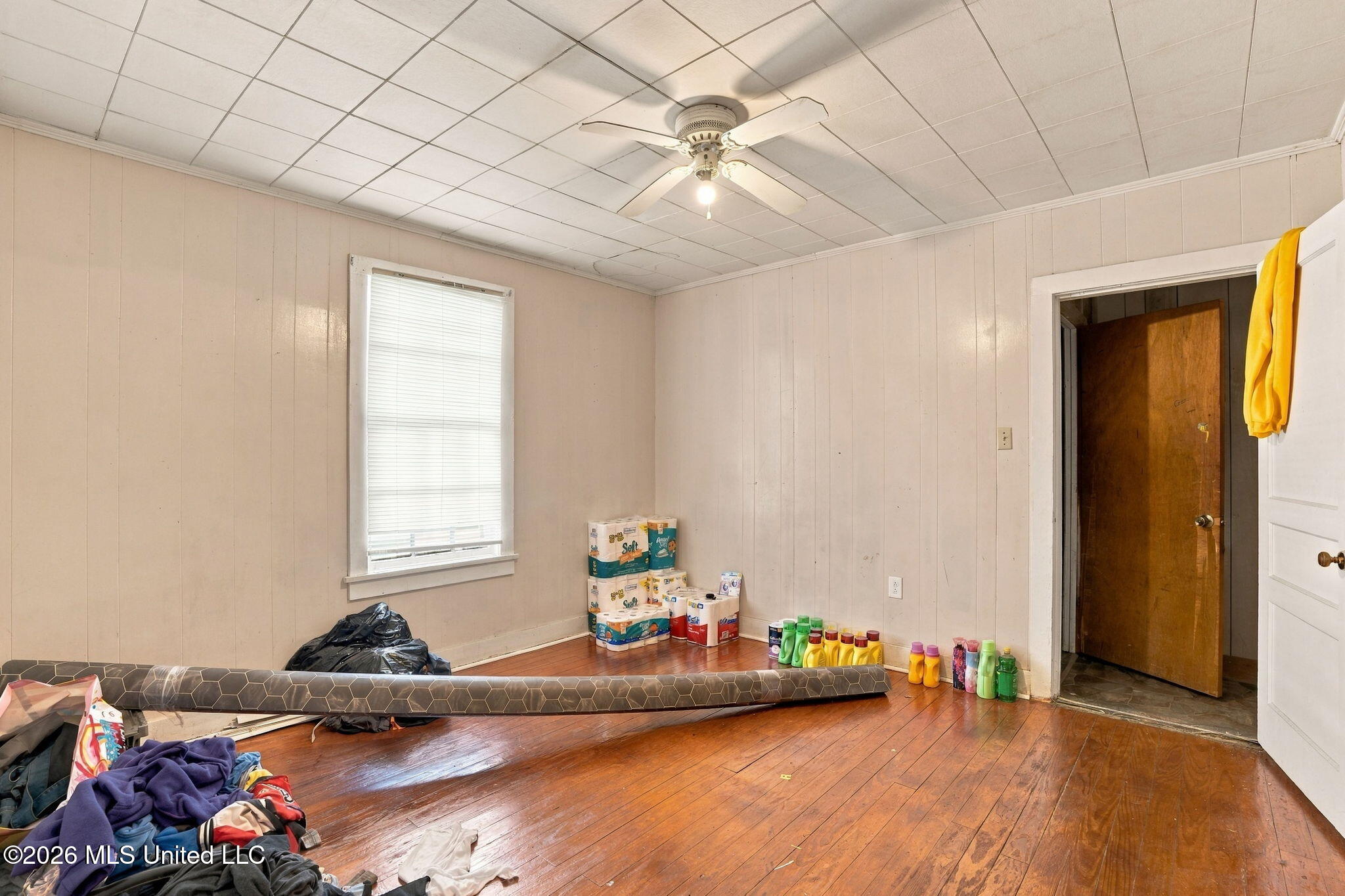 717-719 Avenue E Property Photo 18
