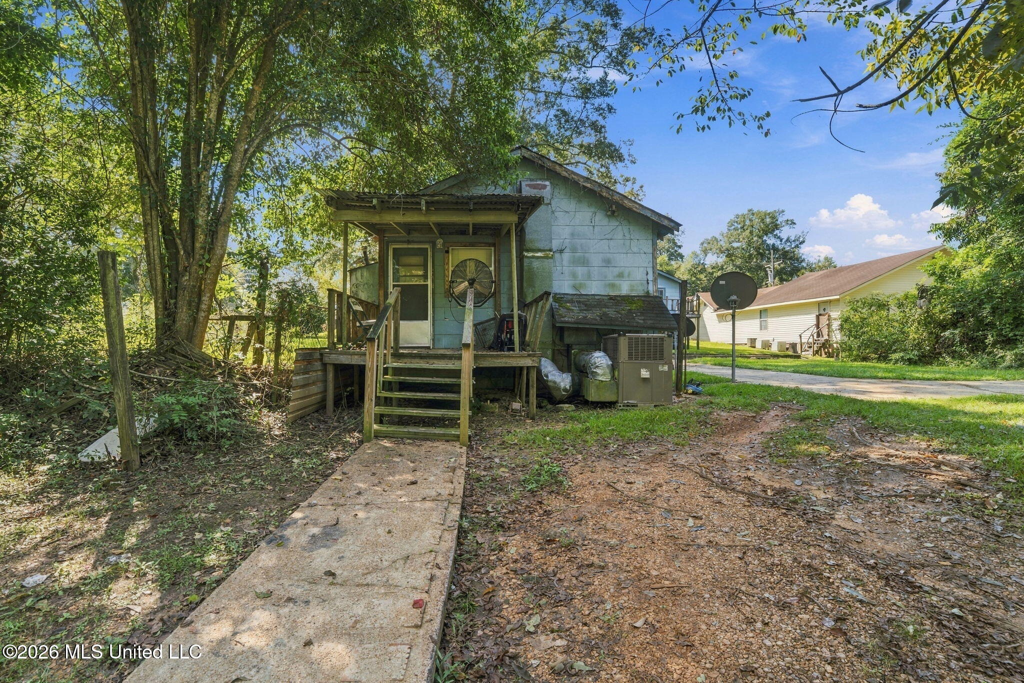 717-719 Avenue E Property Photo 27
