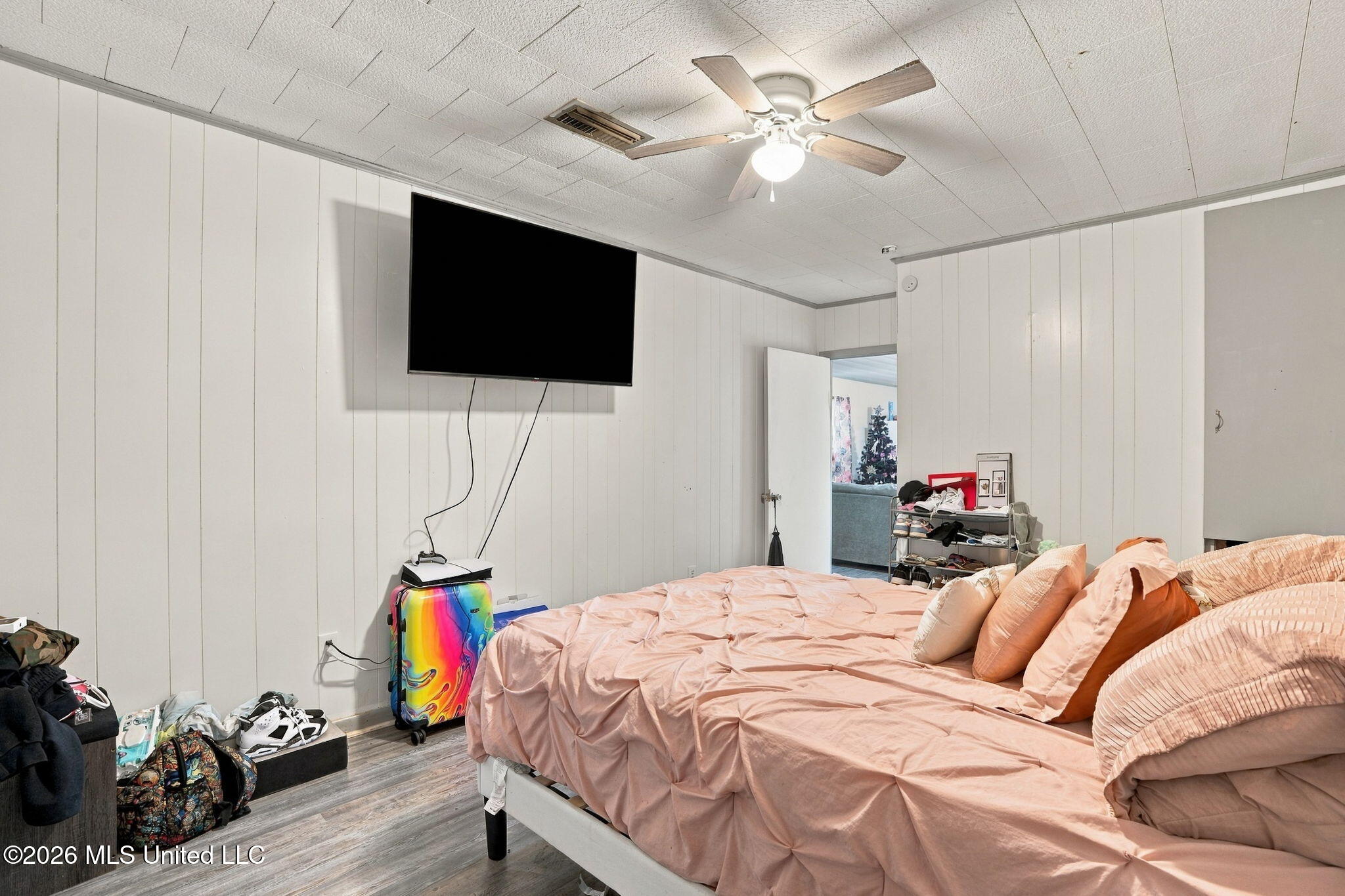 717-719 Avenue E Property Photo 36