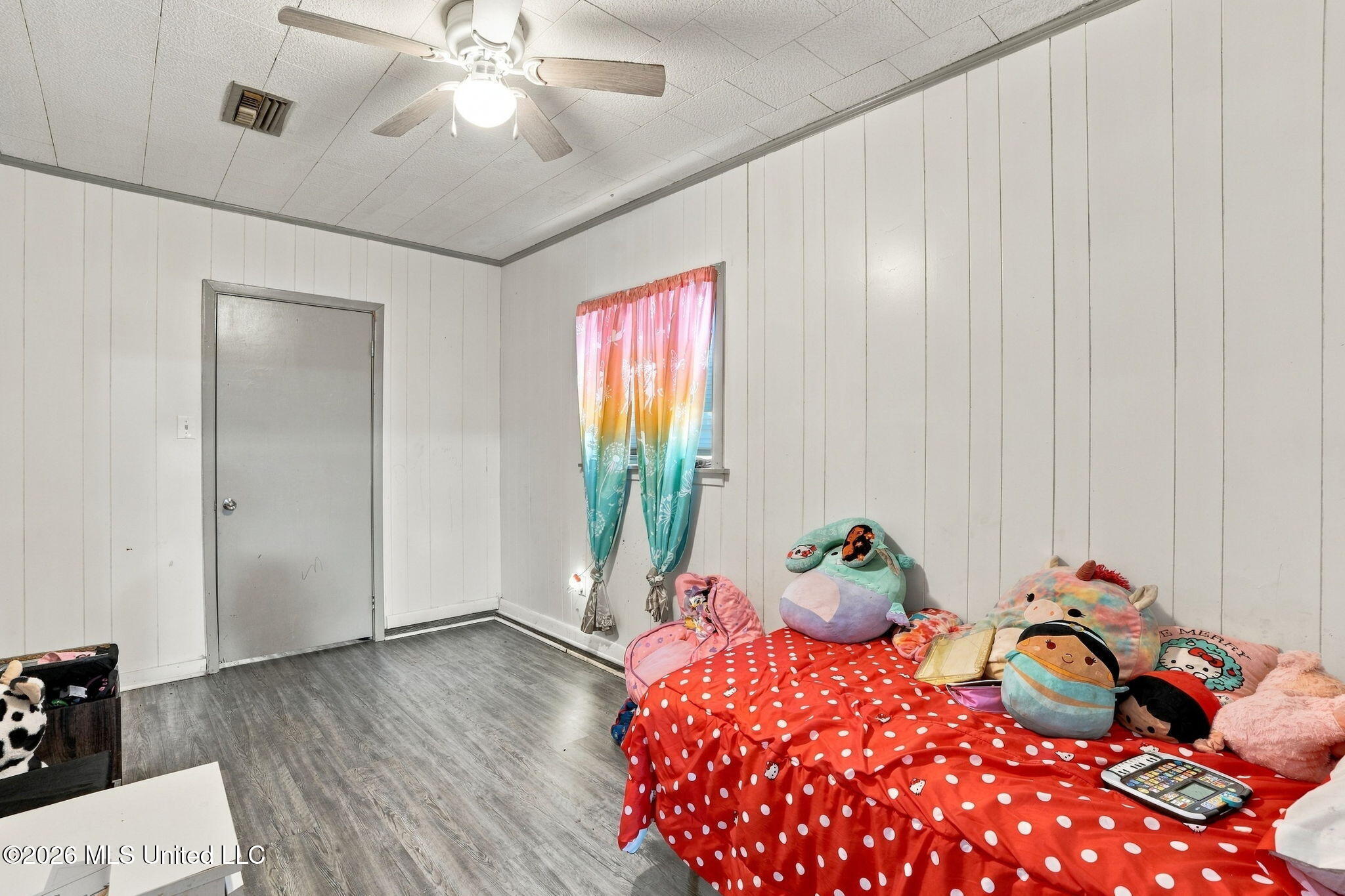 717-719 Avenue E Property Photo 38