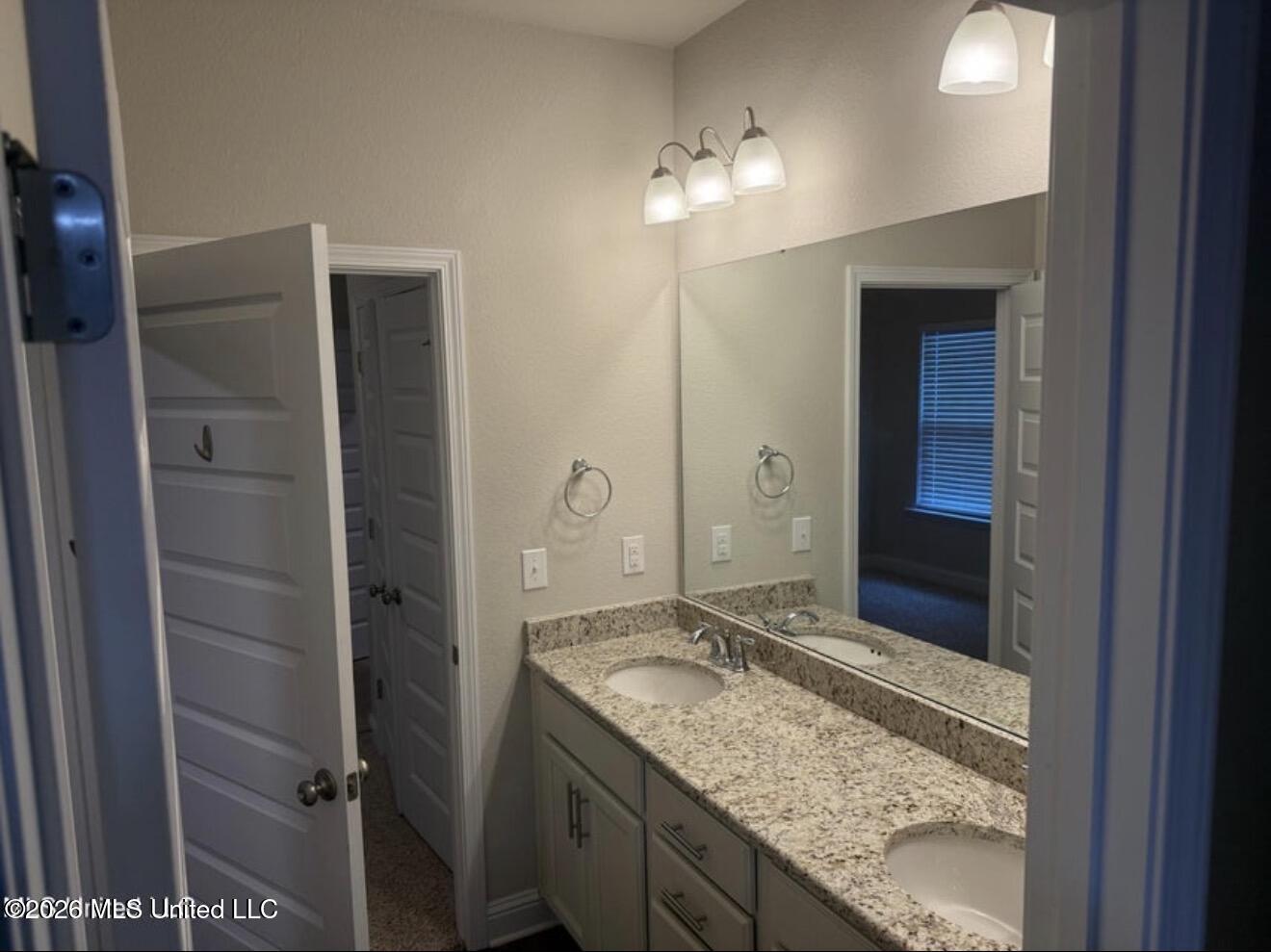 9094 River Birch Dr Property Photo 12