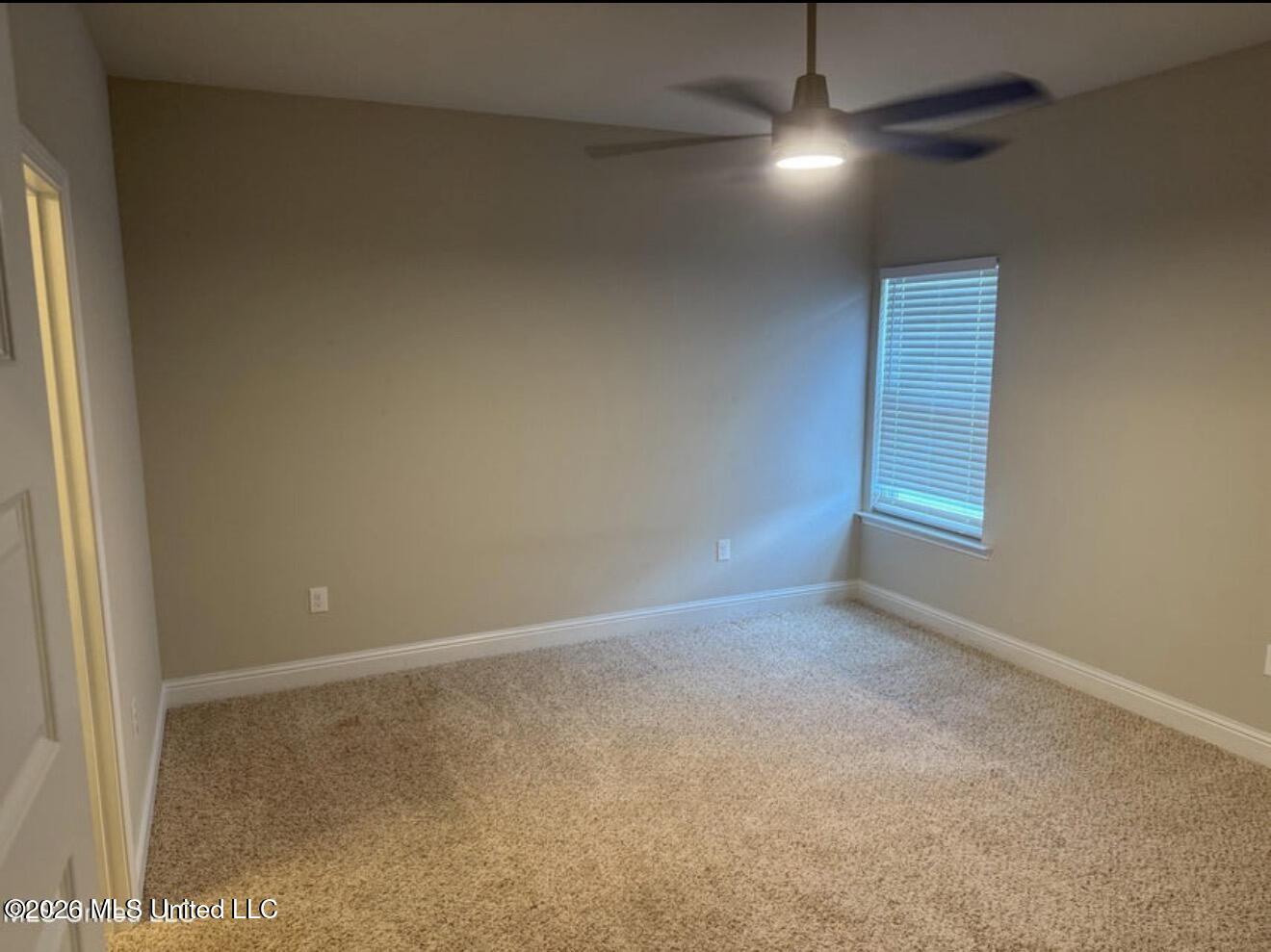 9094 River Birch Dr Property Photo 14