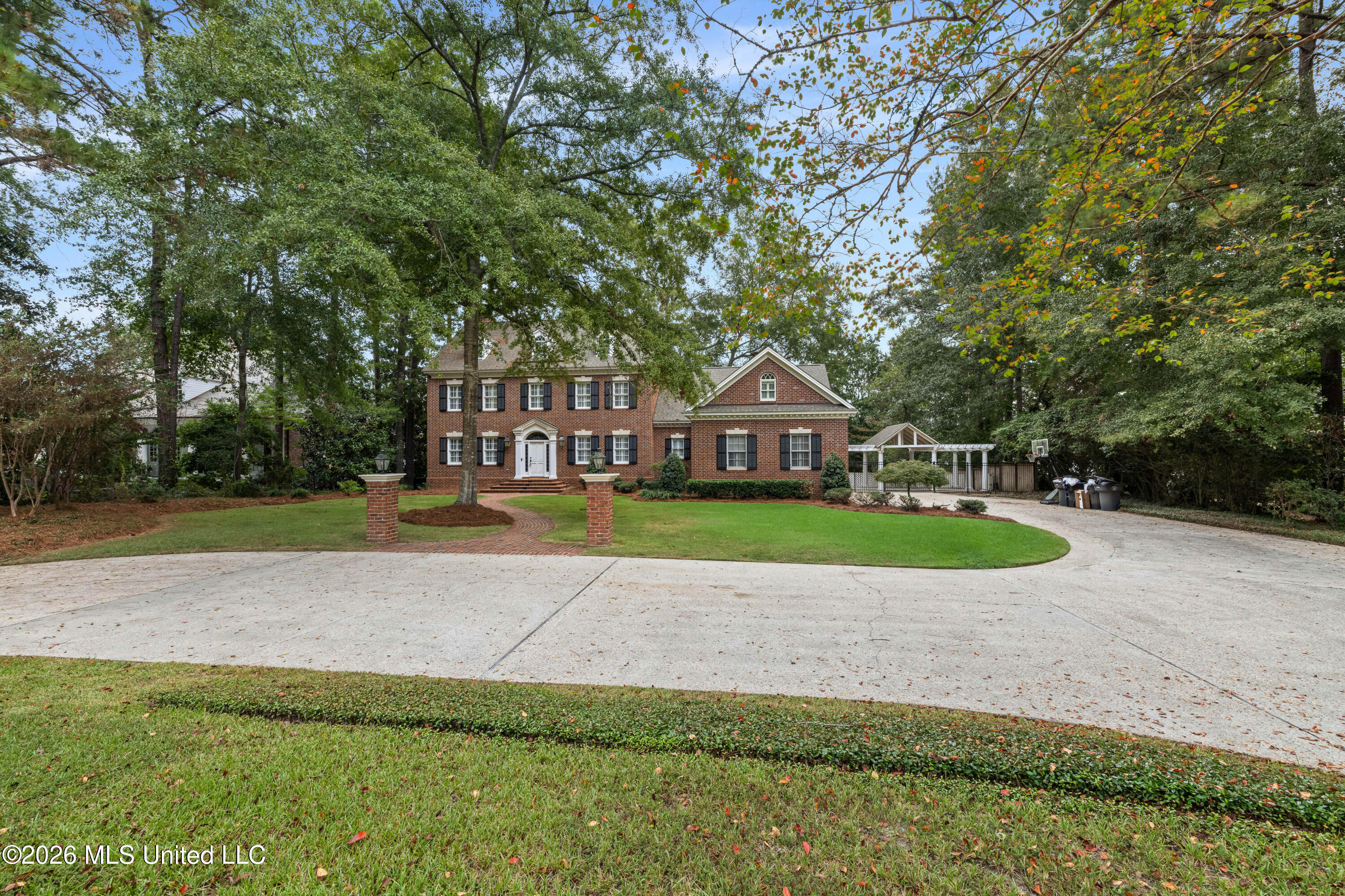 223 W Canebrake Boulevard Property Photo 5