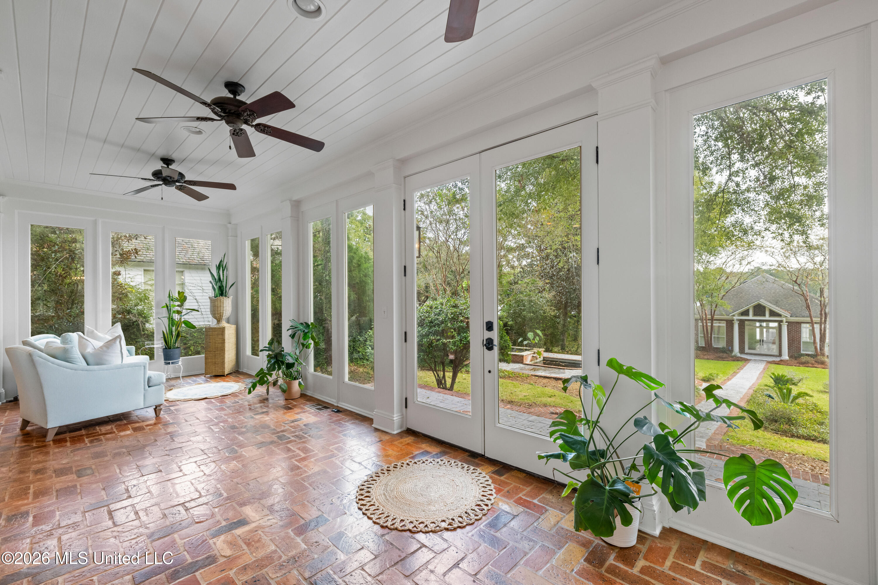 223 W Canebrake Boulevard Property Photo 34