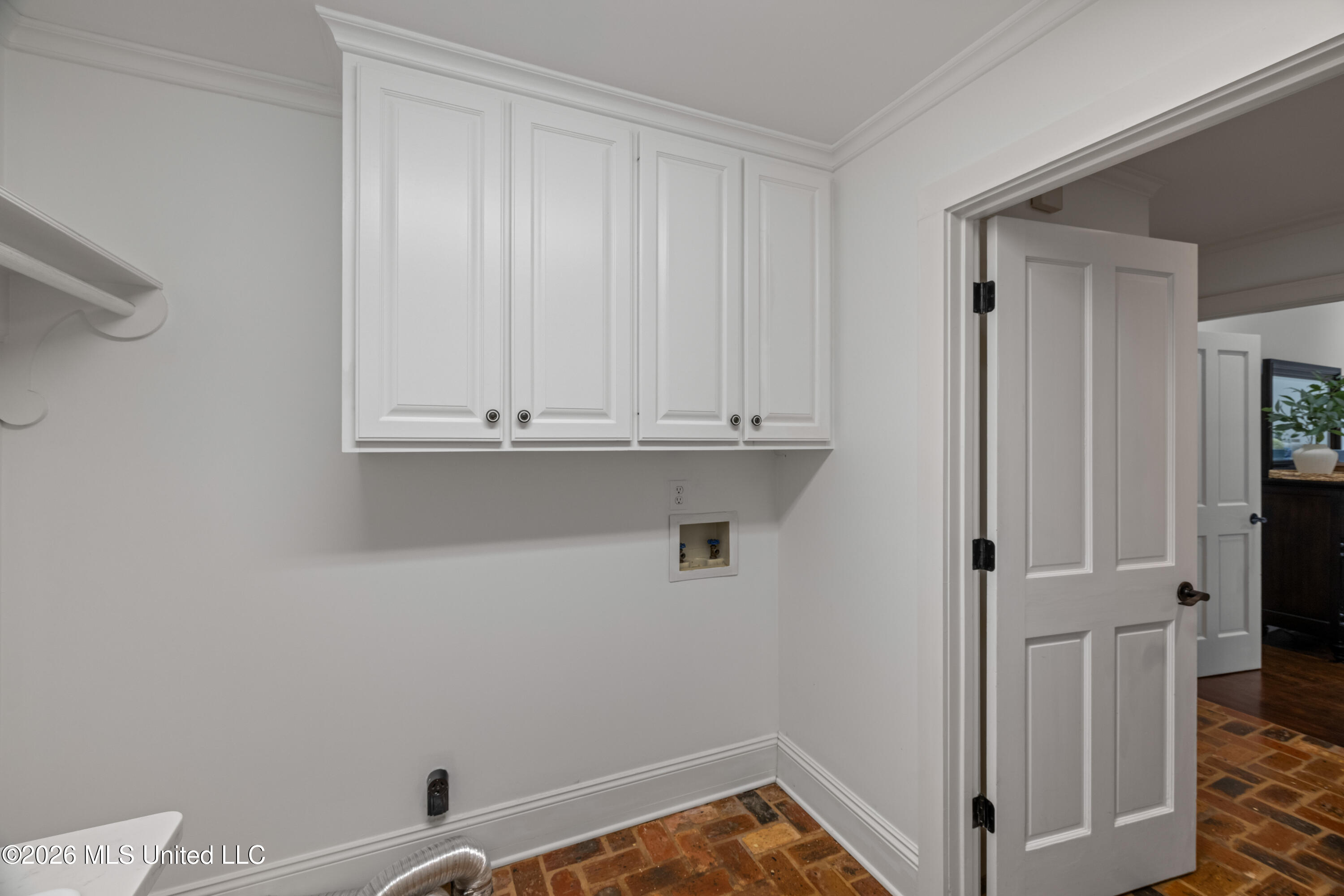 223 W Canebrake Boulevard Property Photo 56