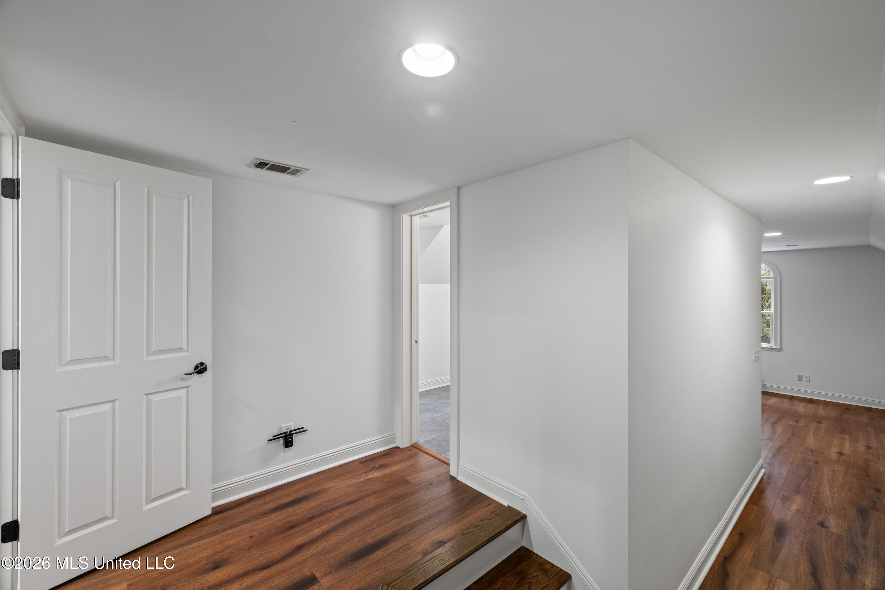 223 W Canebrake Boulevard Property Photo 59