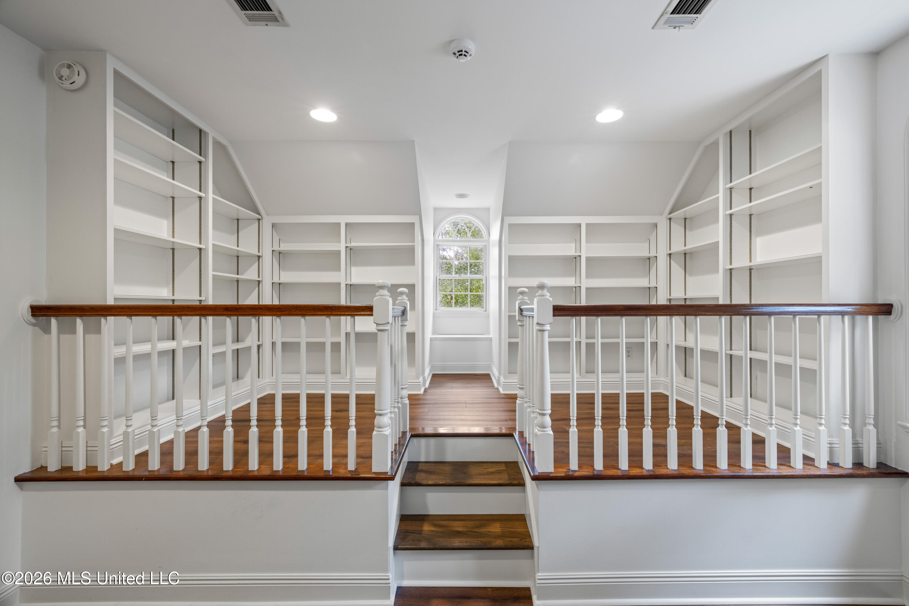 223 W Canebrake Boulevard Property Photo 63