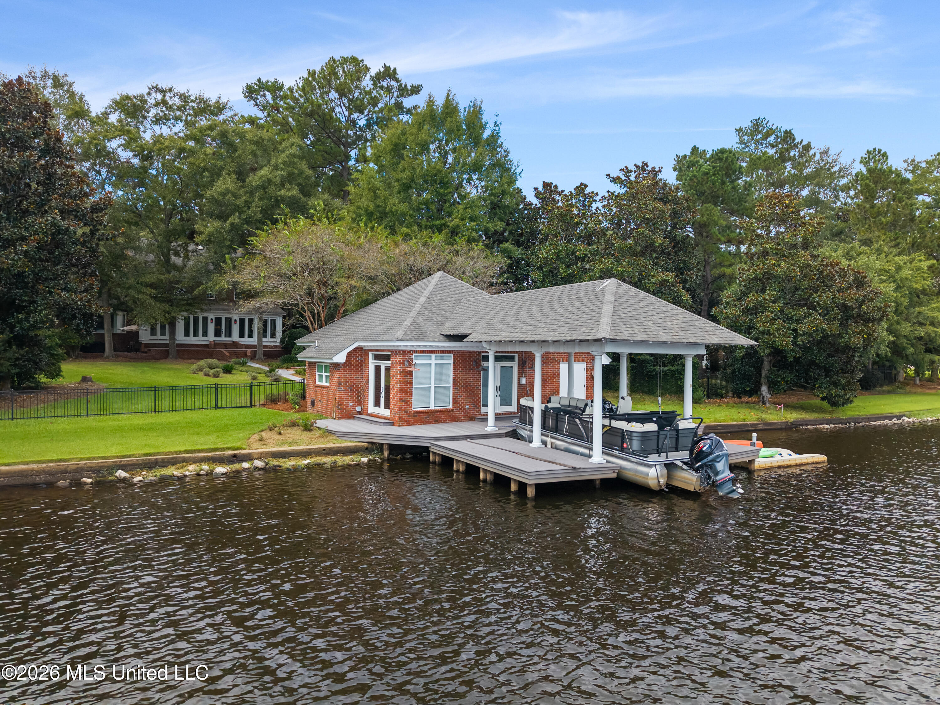223 W Canebrake Boulevard Property Photo 92