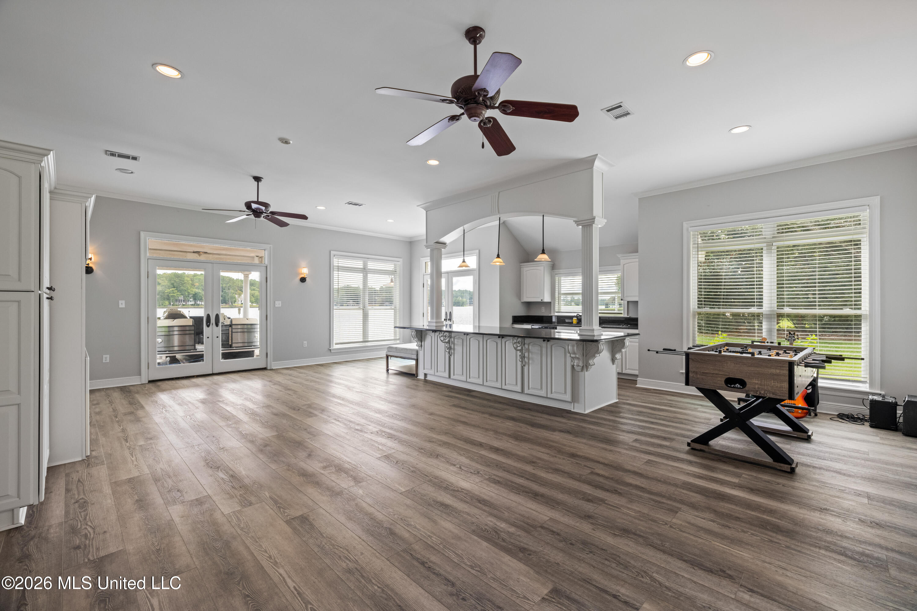 223 W Canebrake Boulevard Property Photo 94