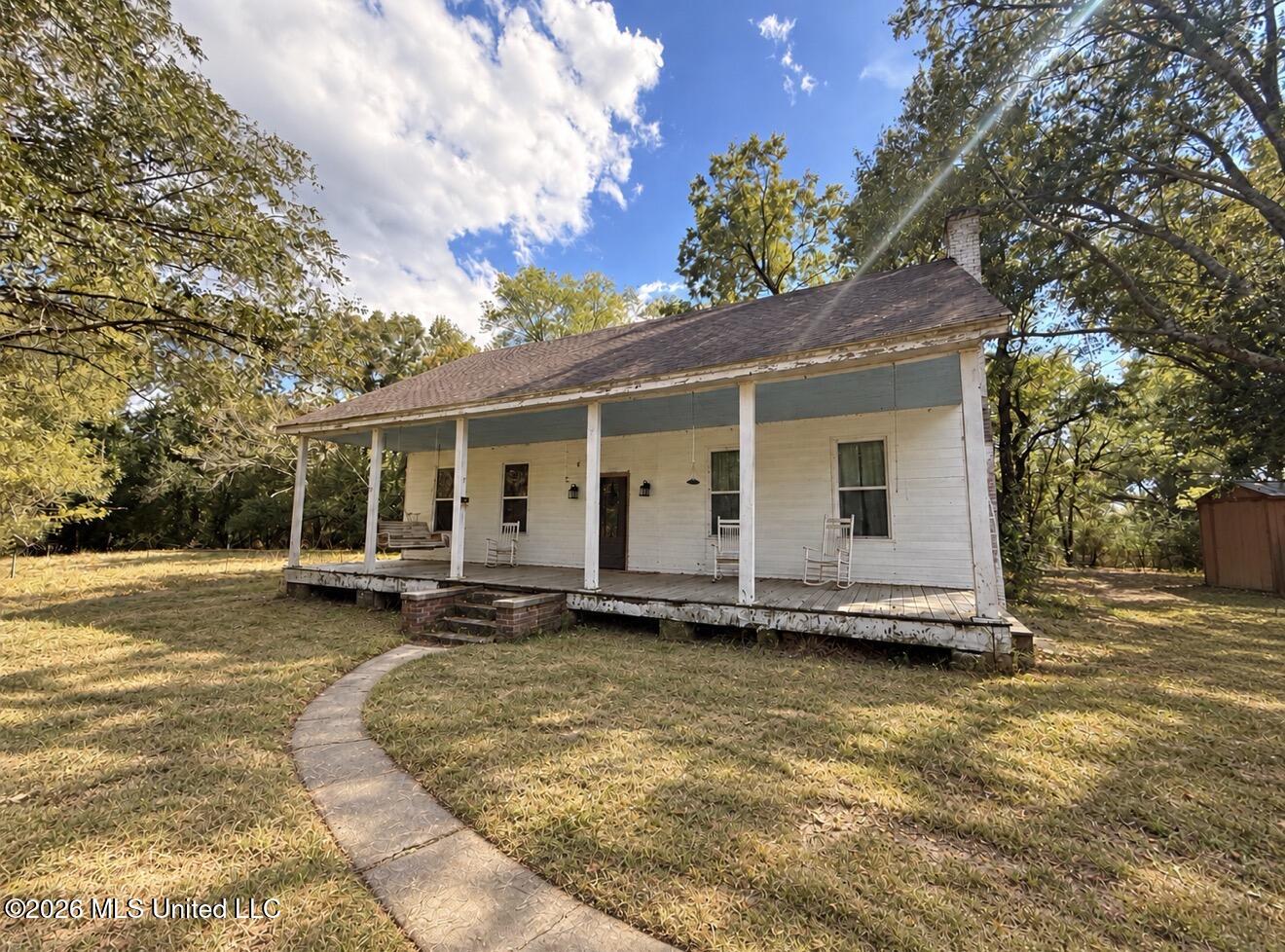 2122 Page Road Property Photo 1