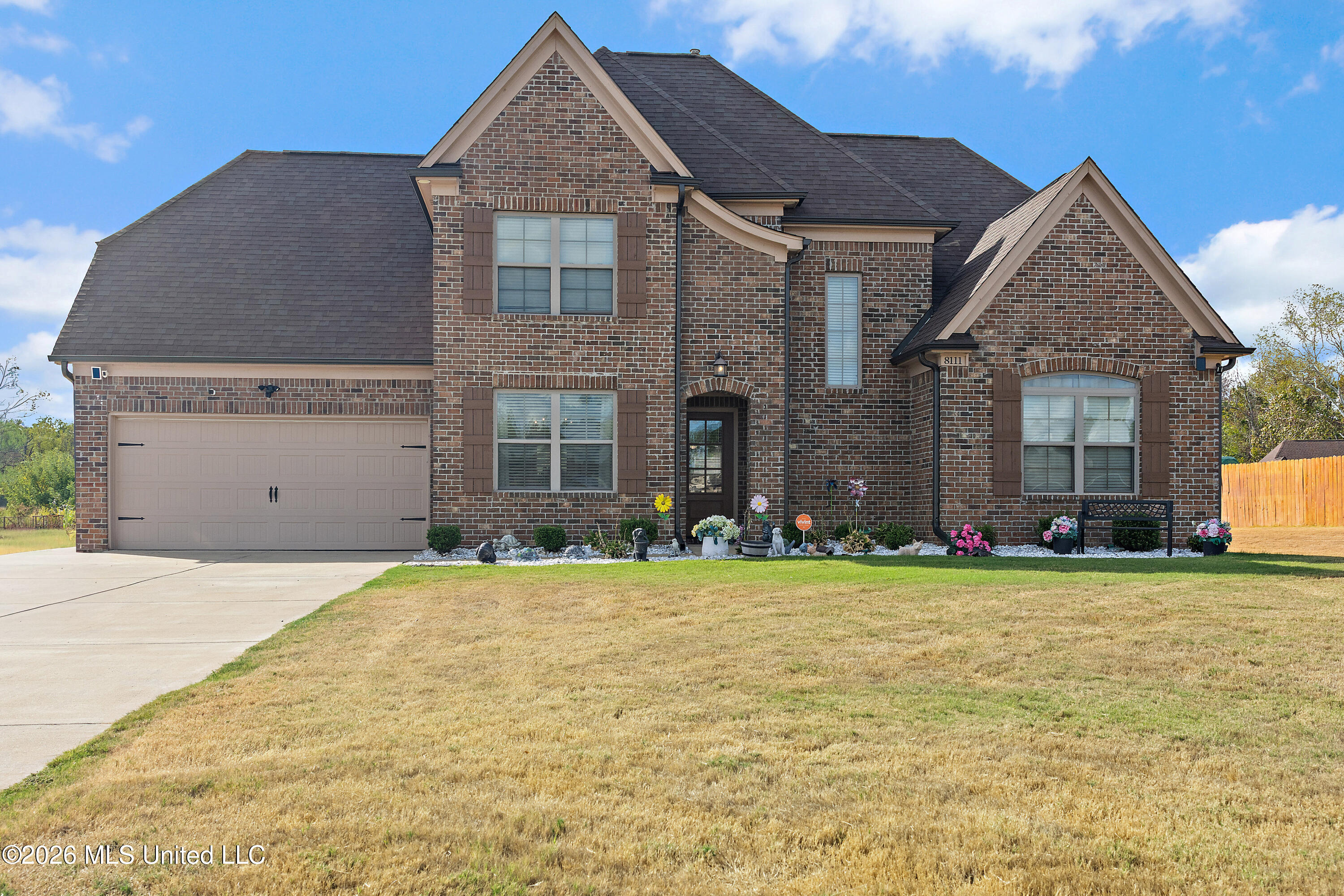 8111 Ashton Way Property Photo 1