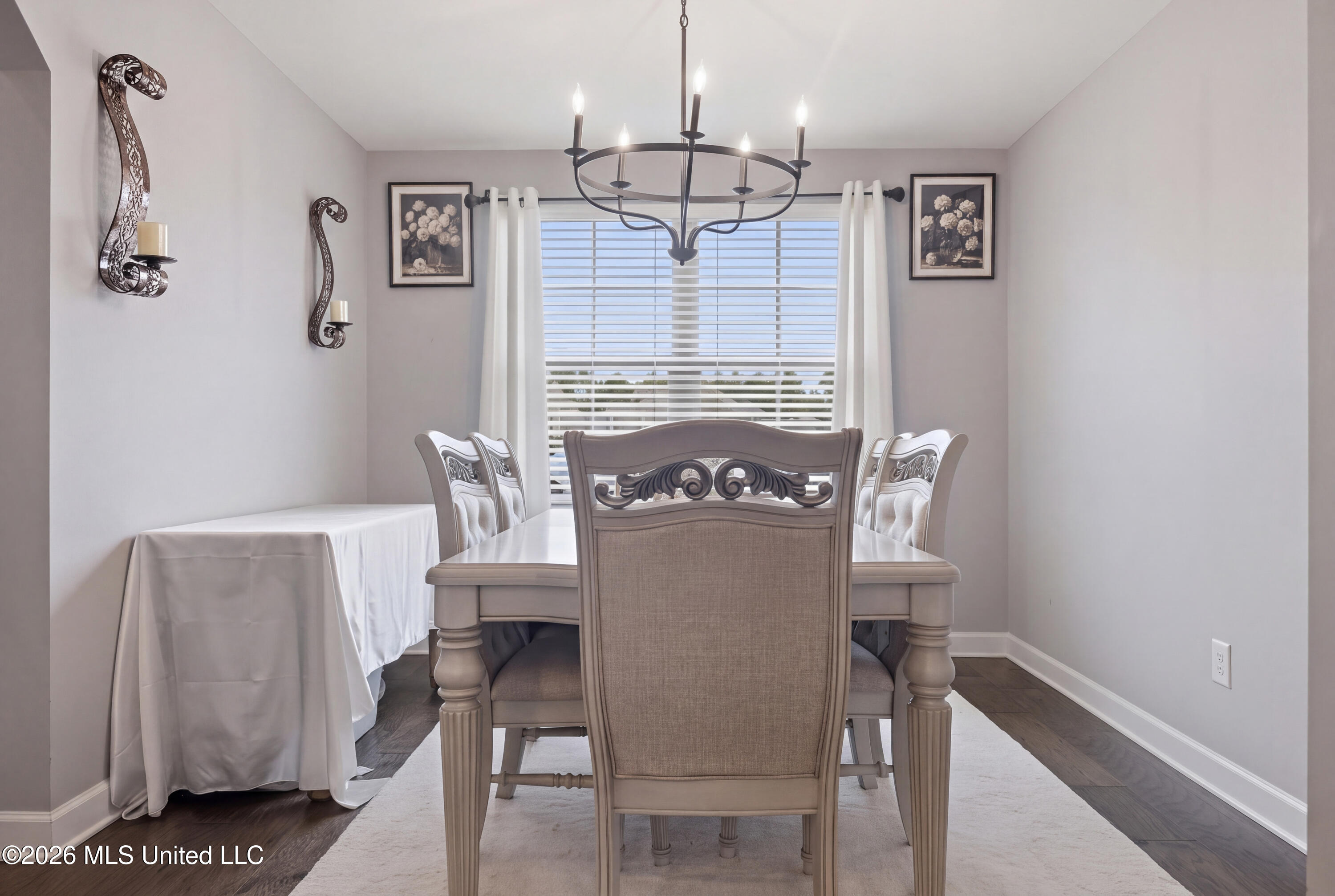 8111 Ashton Way Property Photo 7