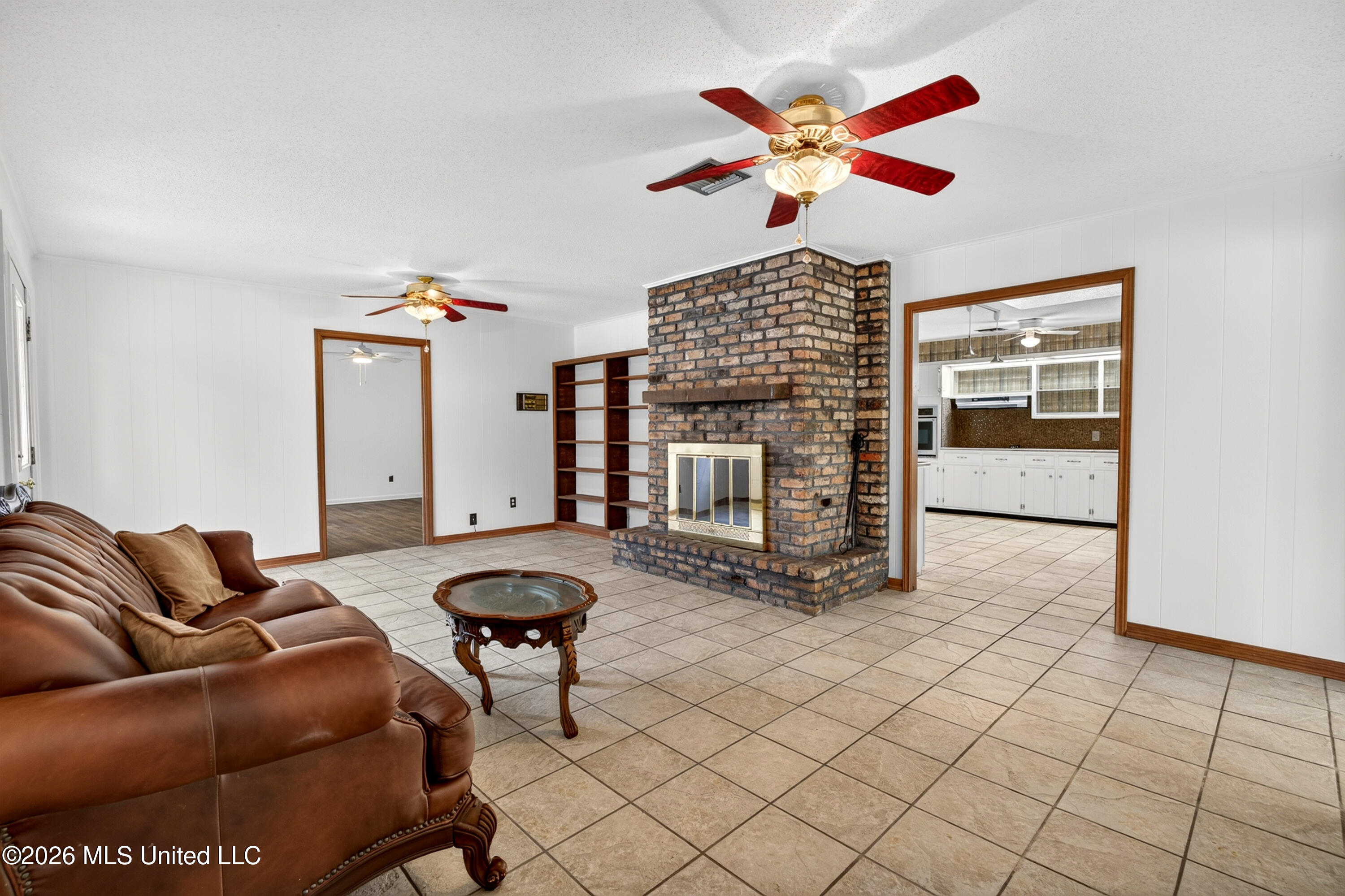 1 Lakeside Drive Property Photo 6