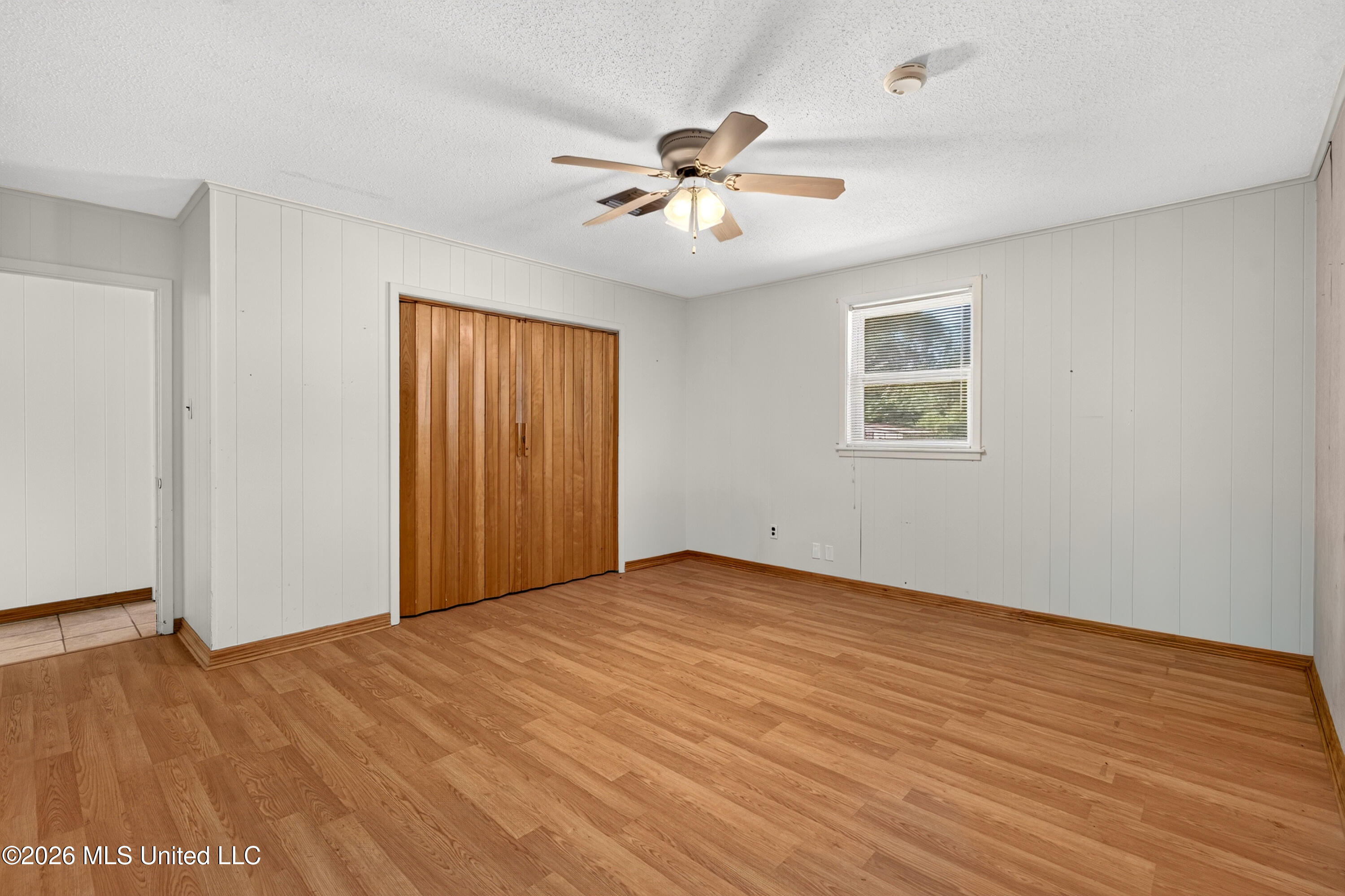 1 Lakeside Drive Property Photo 23