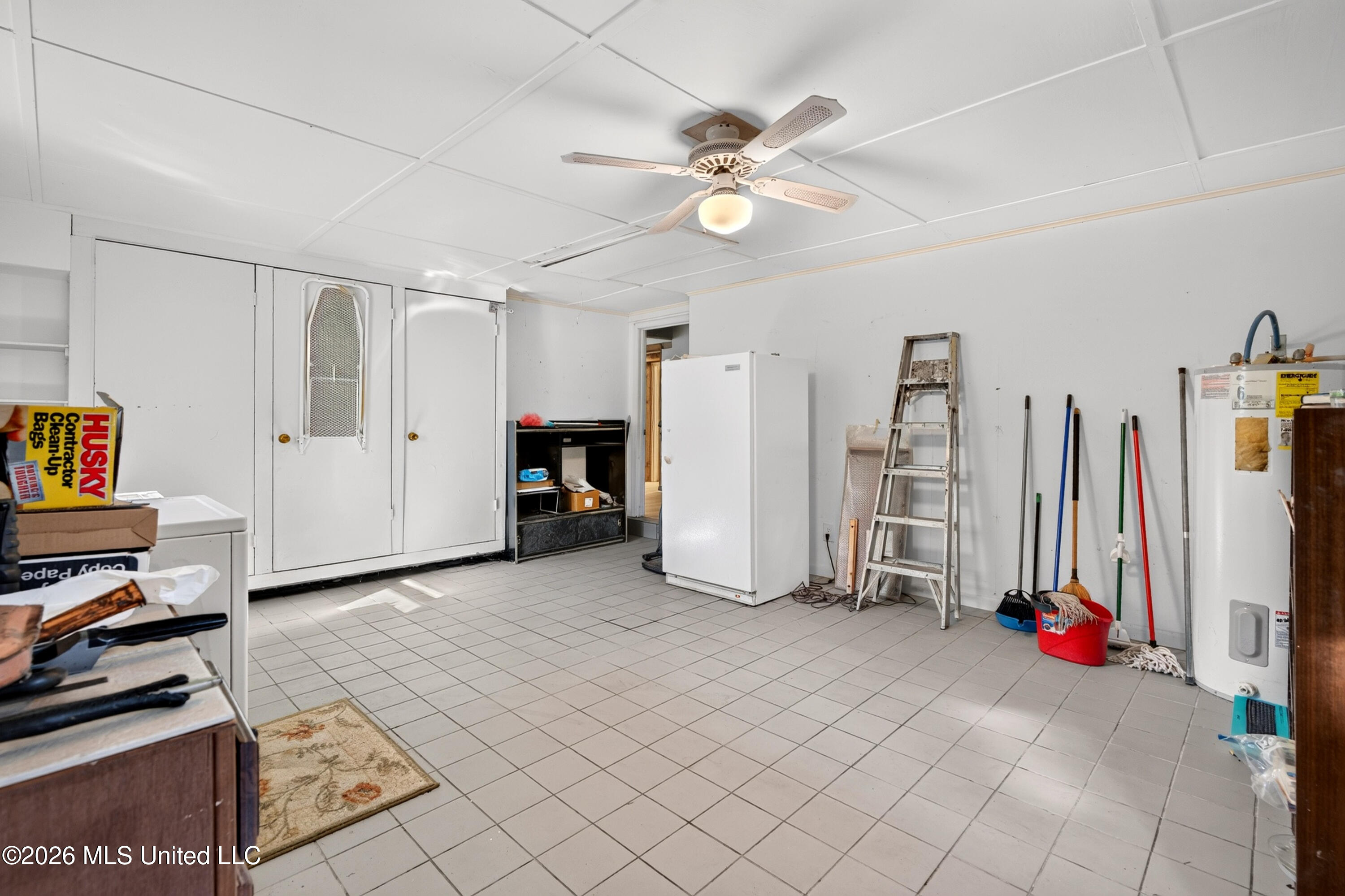 1 Lakeside Drive Property Photo 25