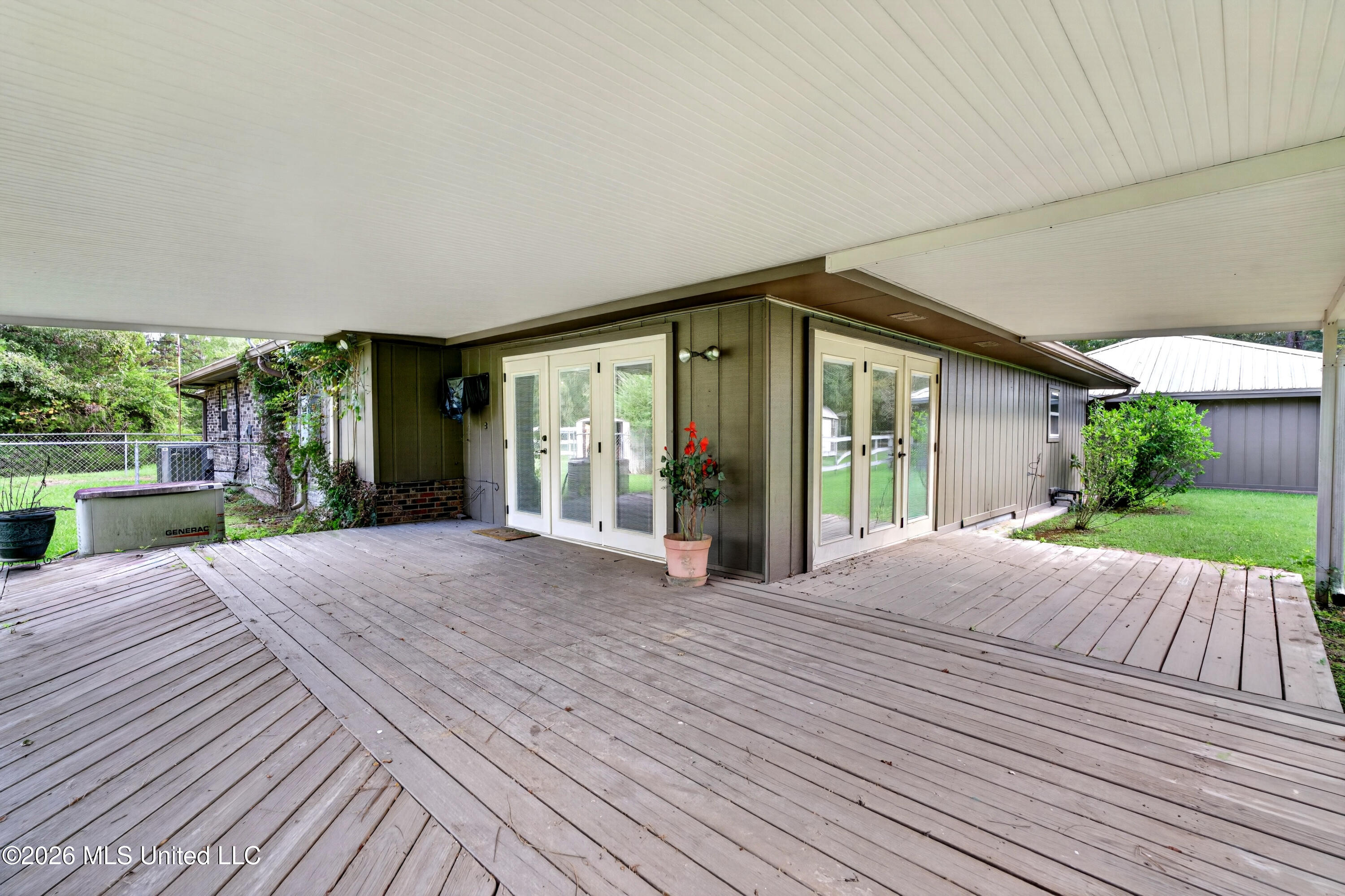 1 Lakeside Drive Property Photo 26