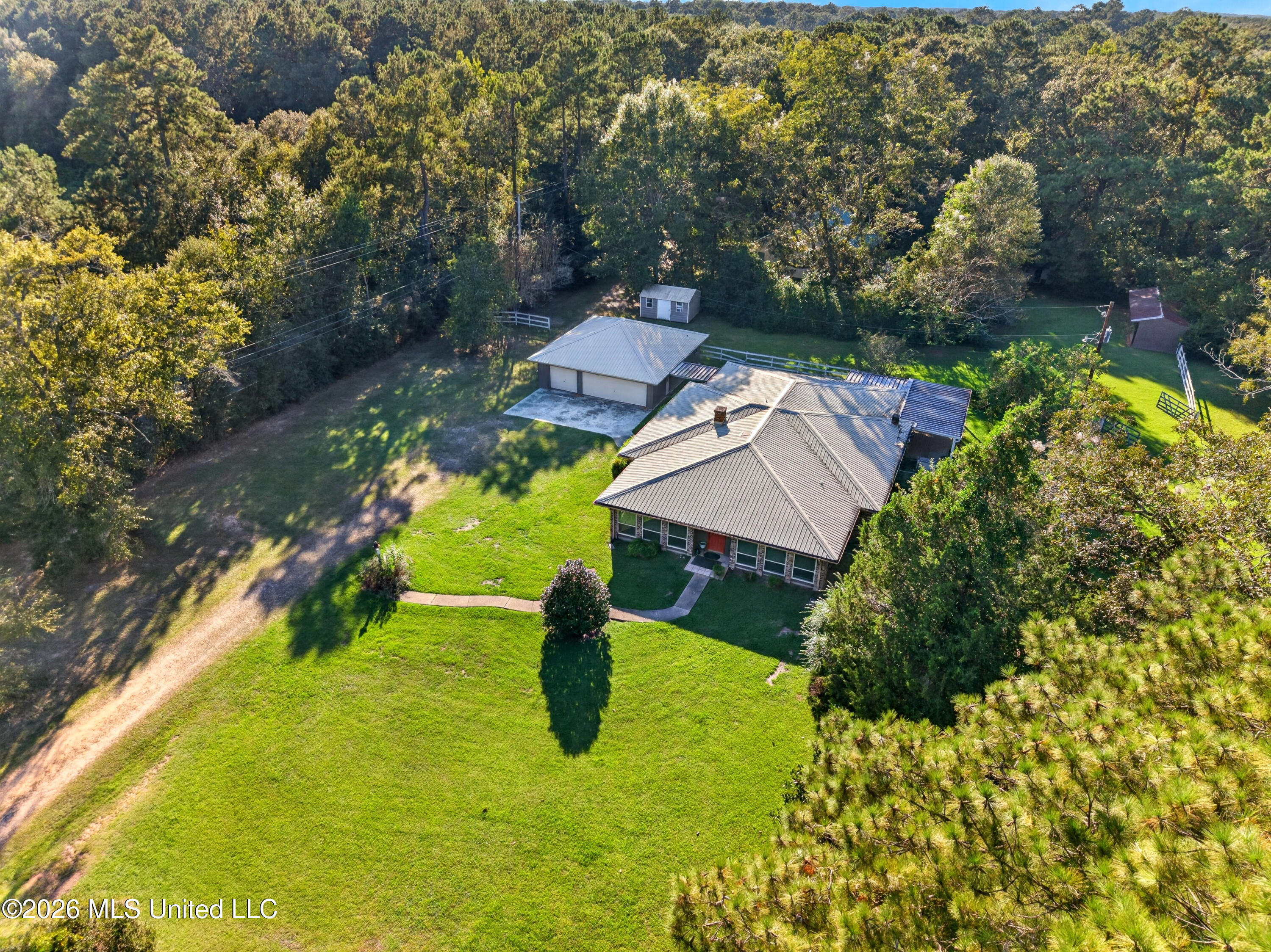 1 Lakeside Drive Property Photo 34