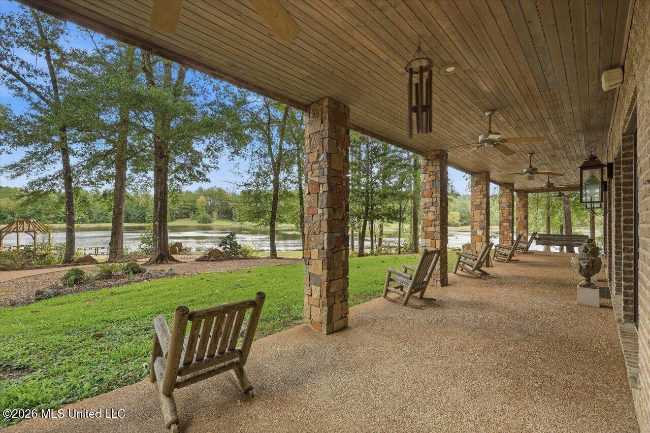 1511 Hwy 469 Property Photo 12