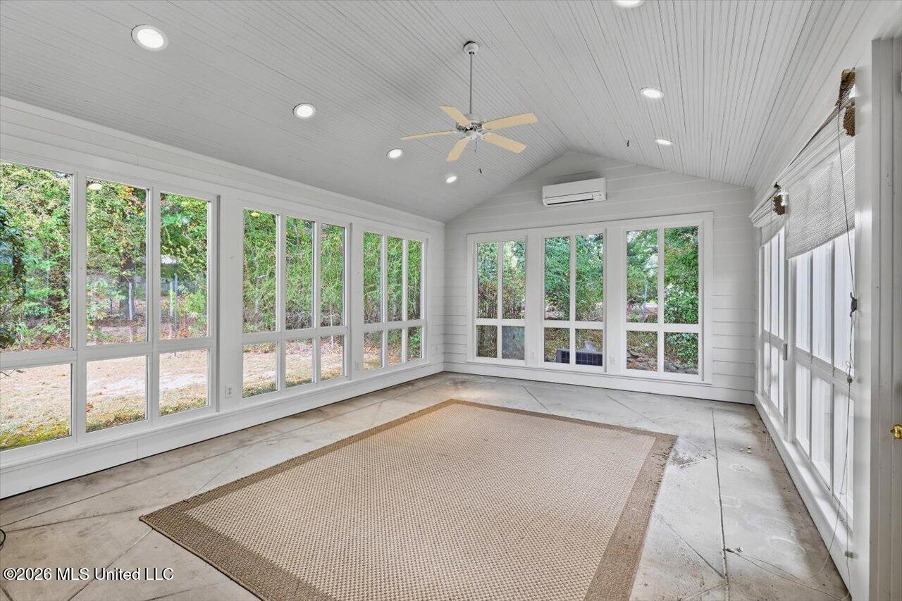 207 Lattimore Ridge Property Photo 17