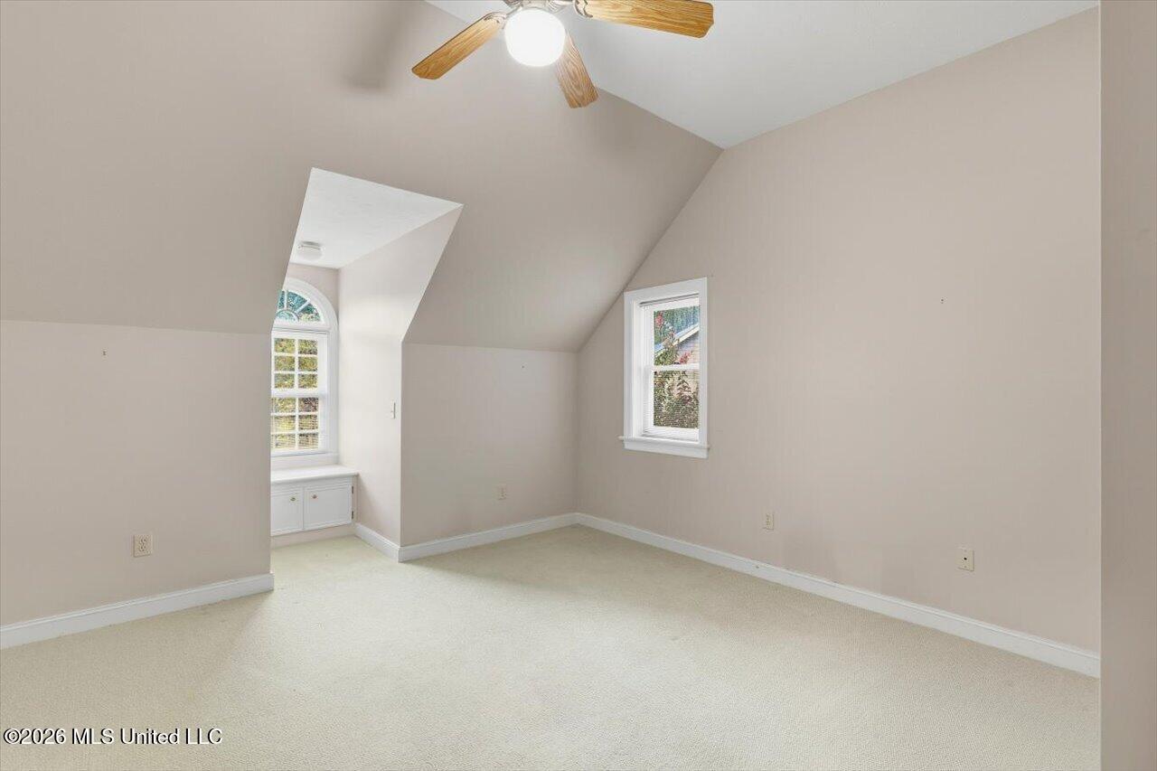 207 Lattimore Ridge Property Photo 24