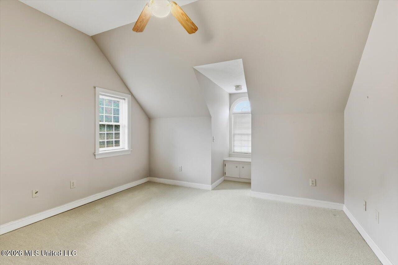 207 Lattimore Ridge Property Photo 27