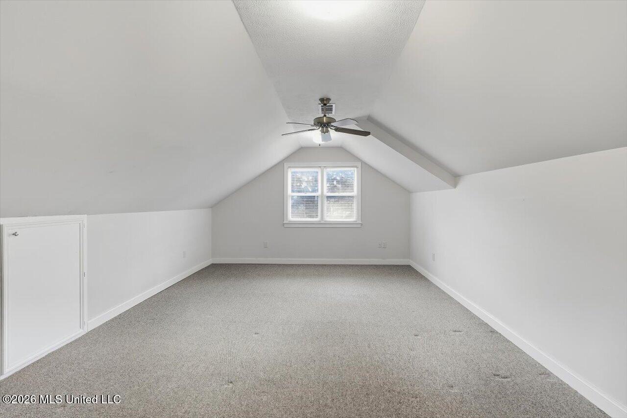 207 Lattimore Ridge Property Photo 28