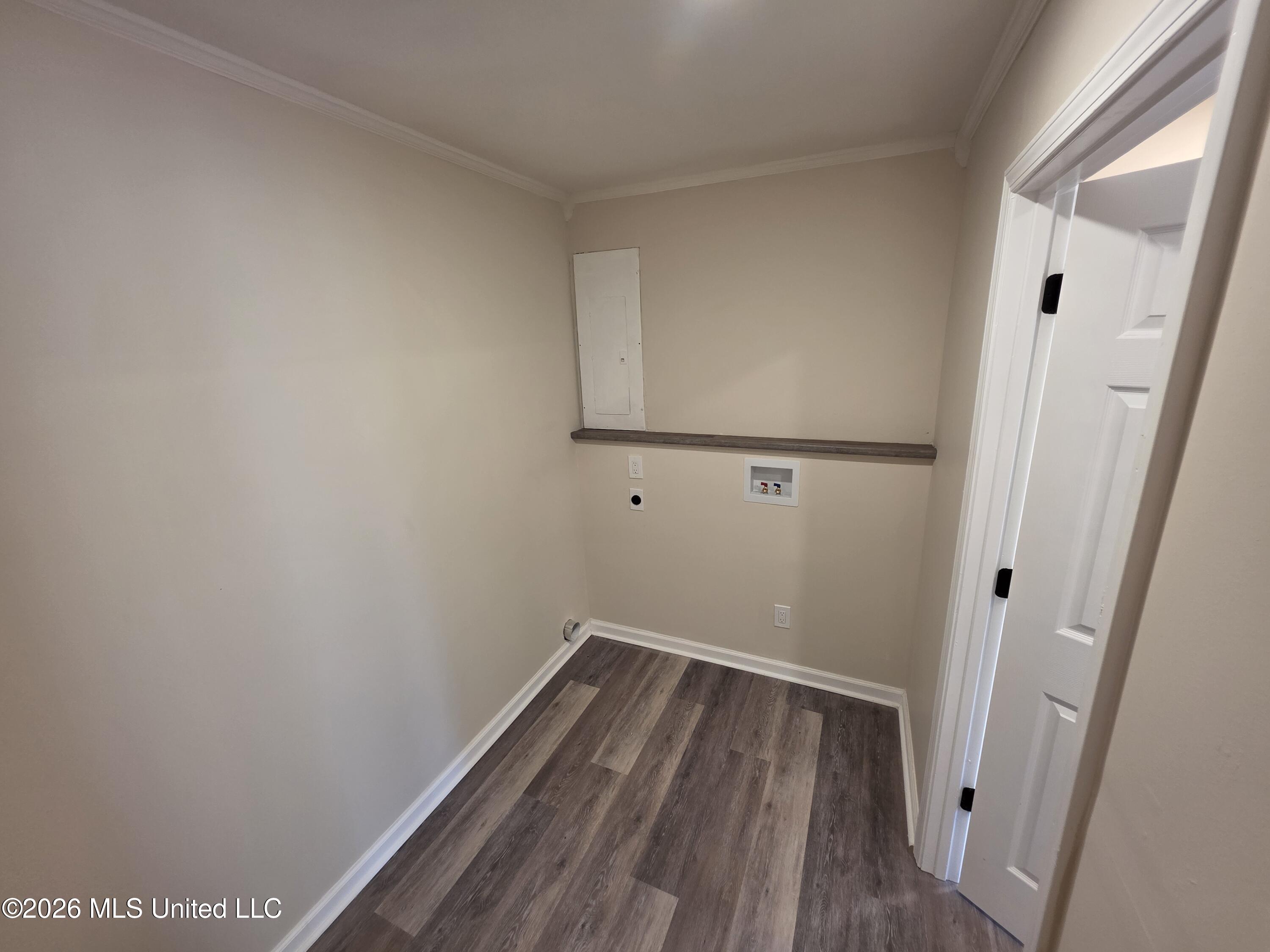 1051 Silverhills Drive Property Photo 13