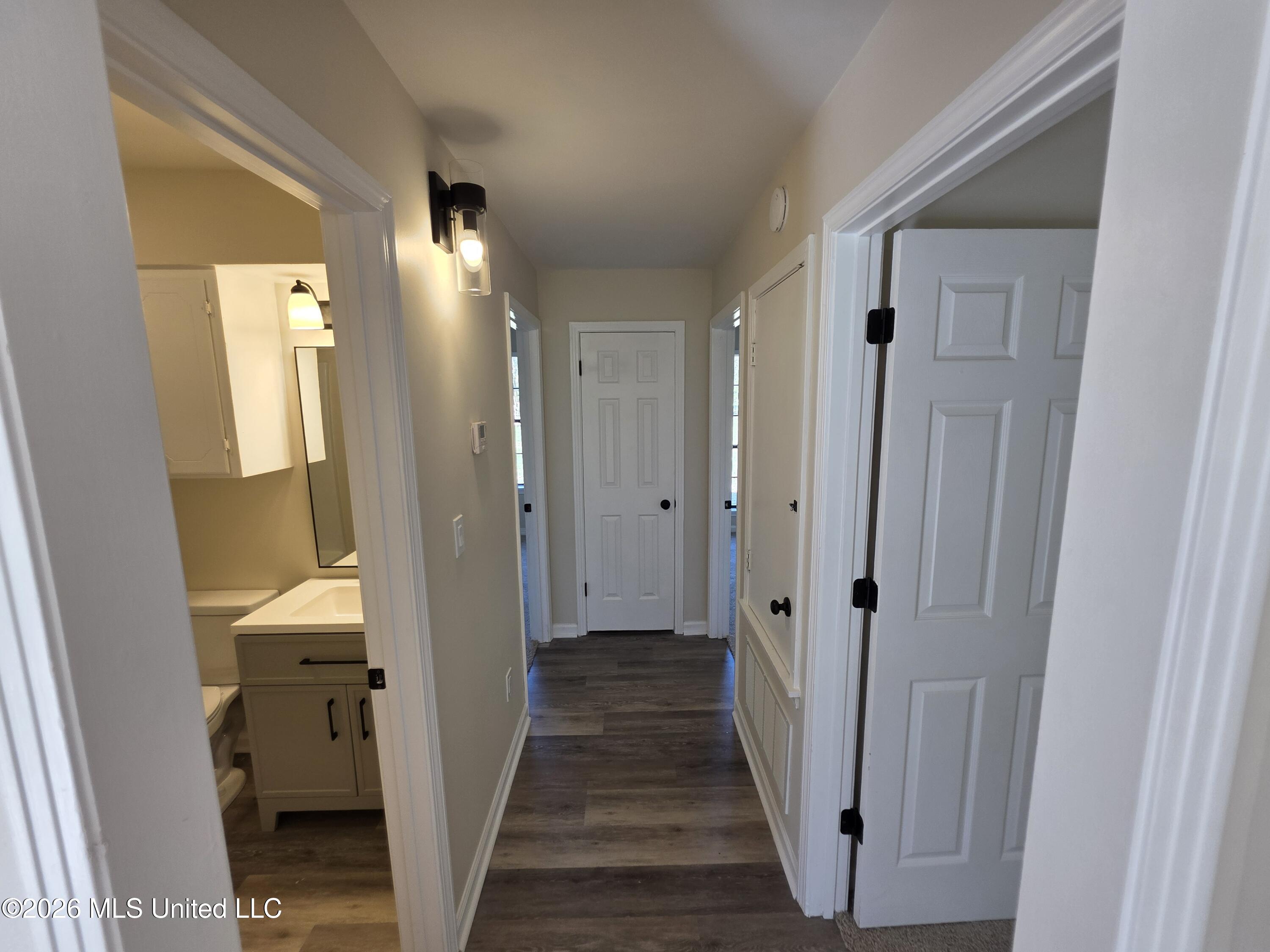 1051 Silverhills Drive Property Photo 17