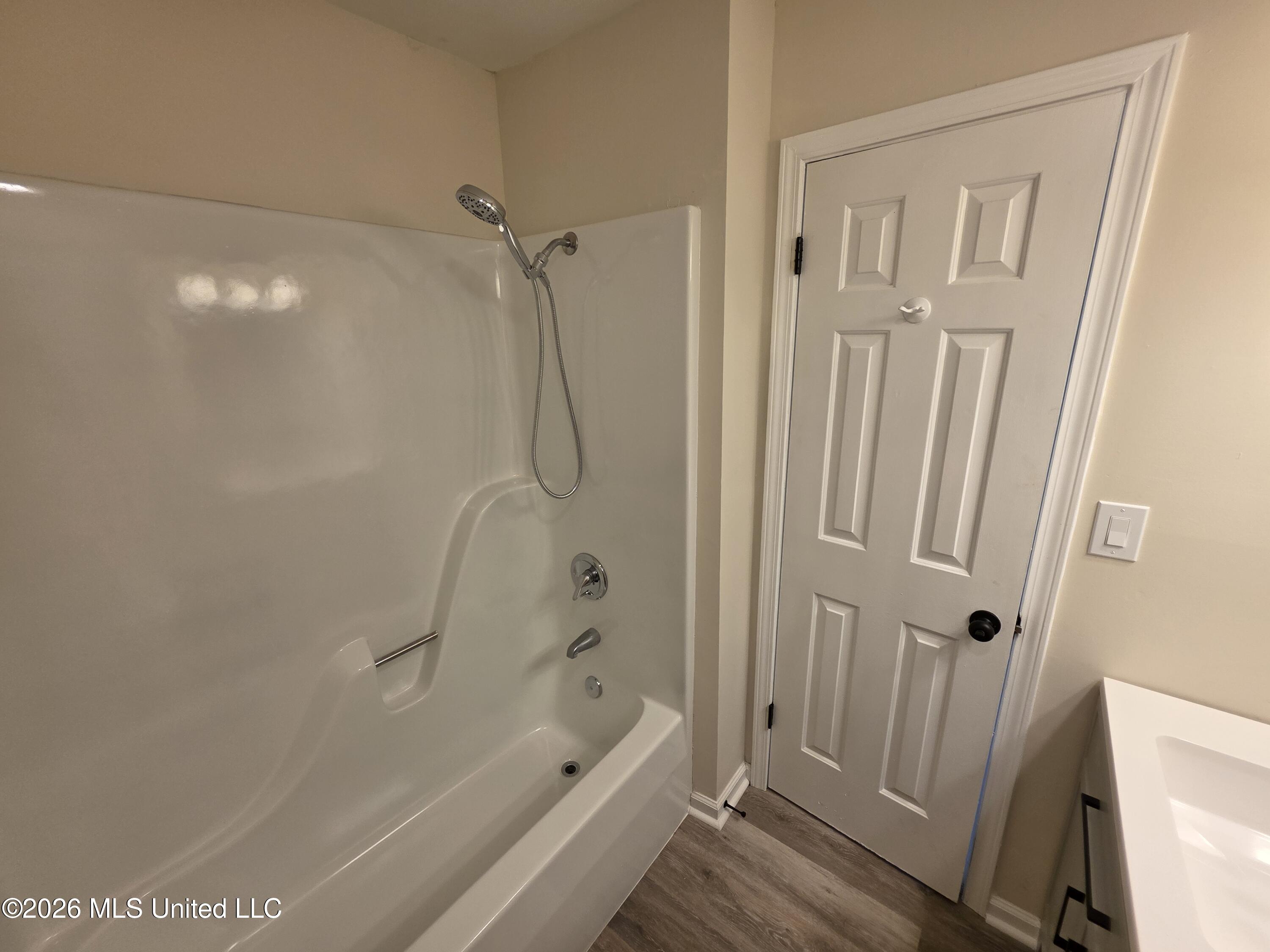 1051 Silverhills Drive Property Photo 24