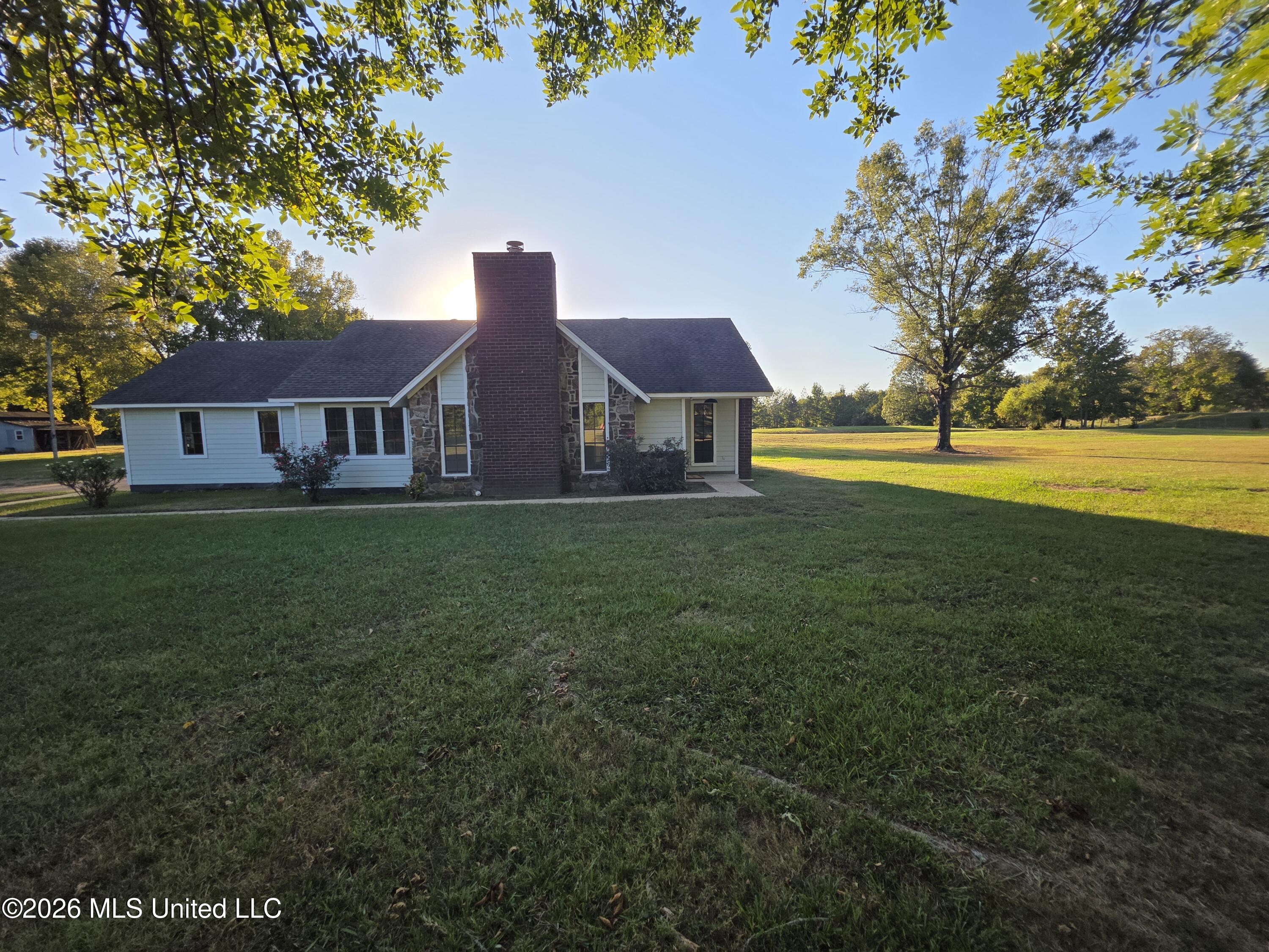 1051 Silverhills Drive Property Photo 27