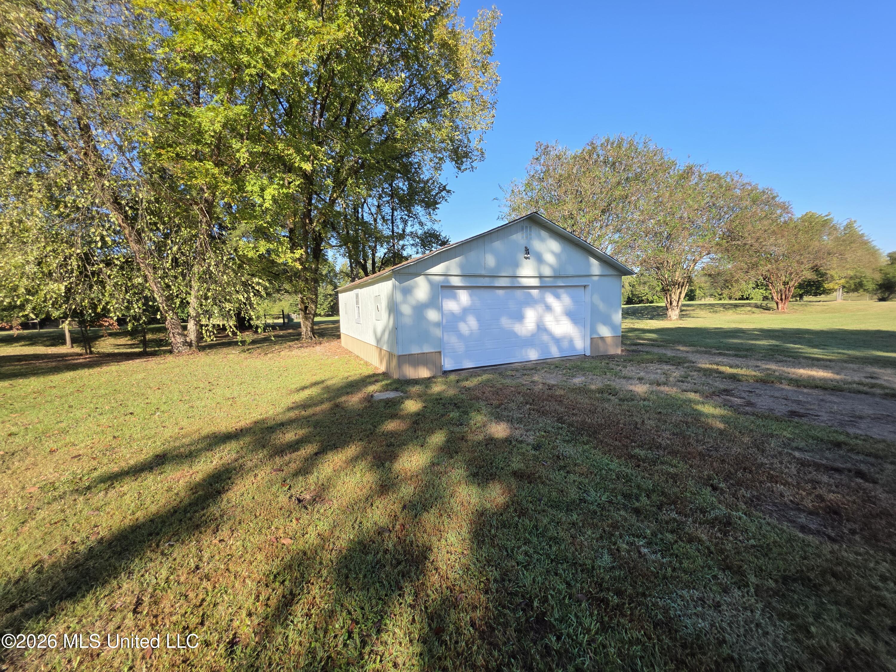 1051 Silverhills Drive Property Photo 28
