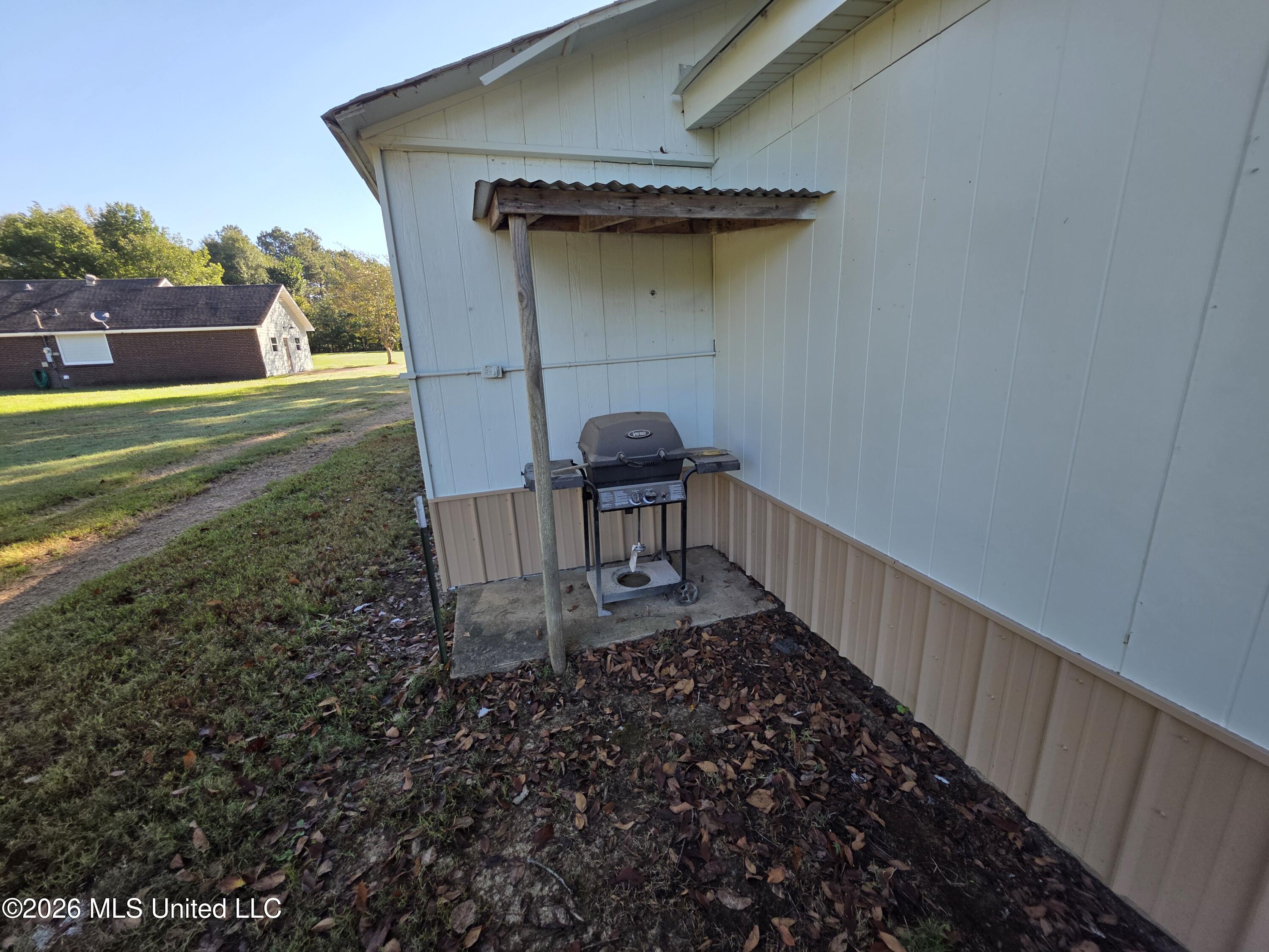 1051 Silverhills Drive Property Photo 30