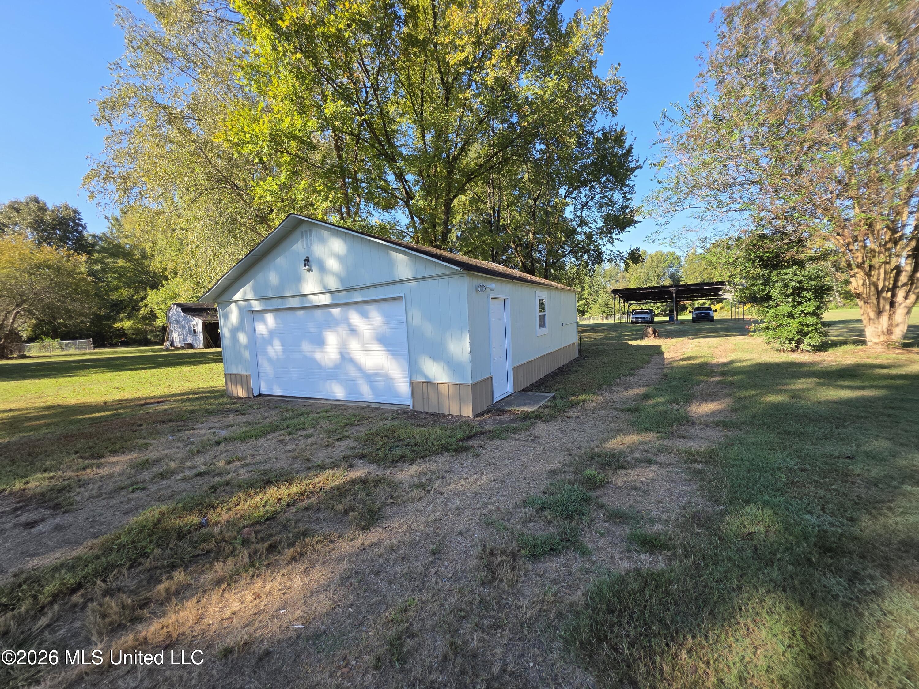1051 Silverhills Drive Property Photo 31
