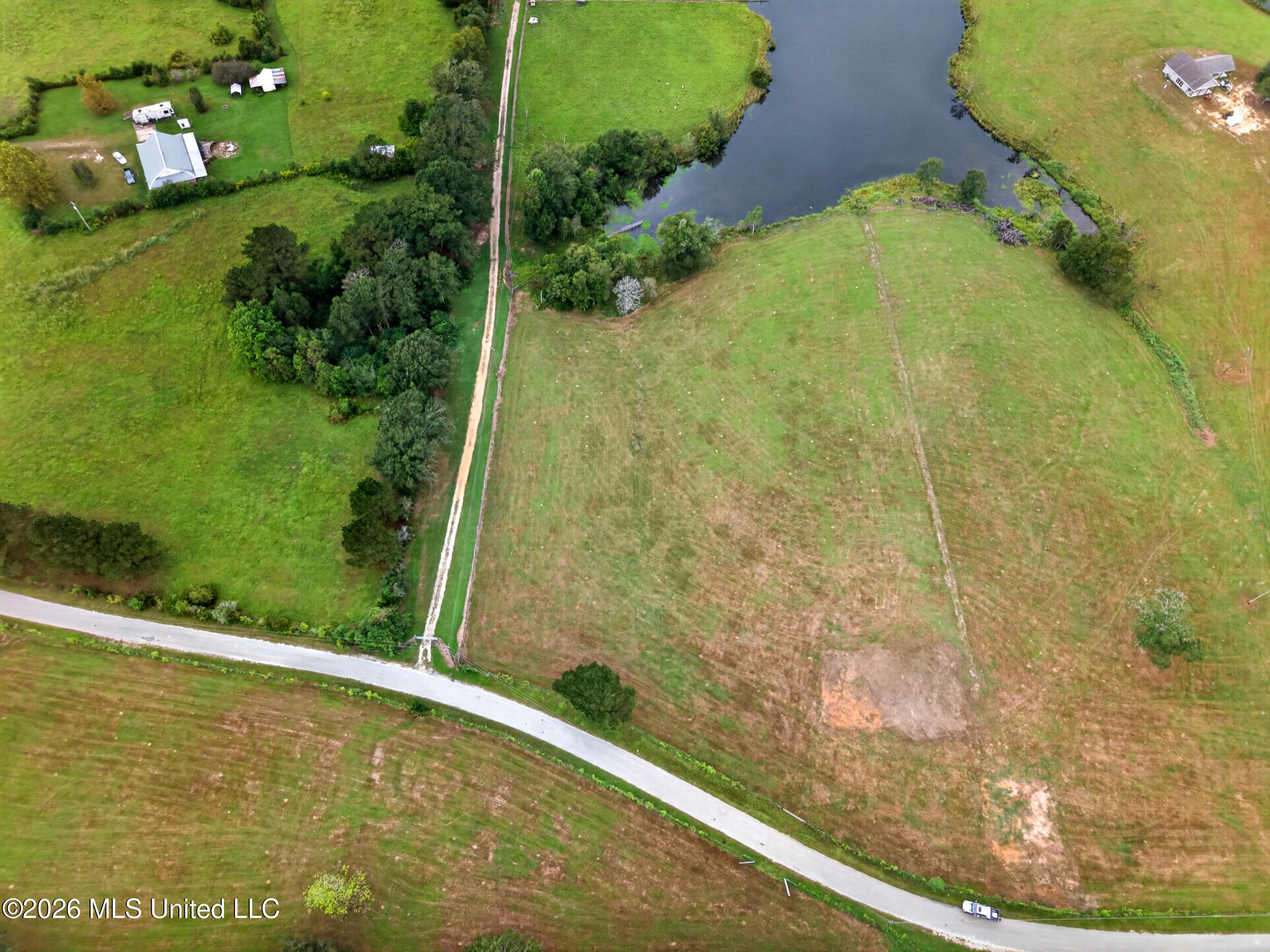 El Shaddai Road Property Photo 5