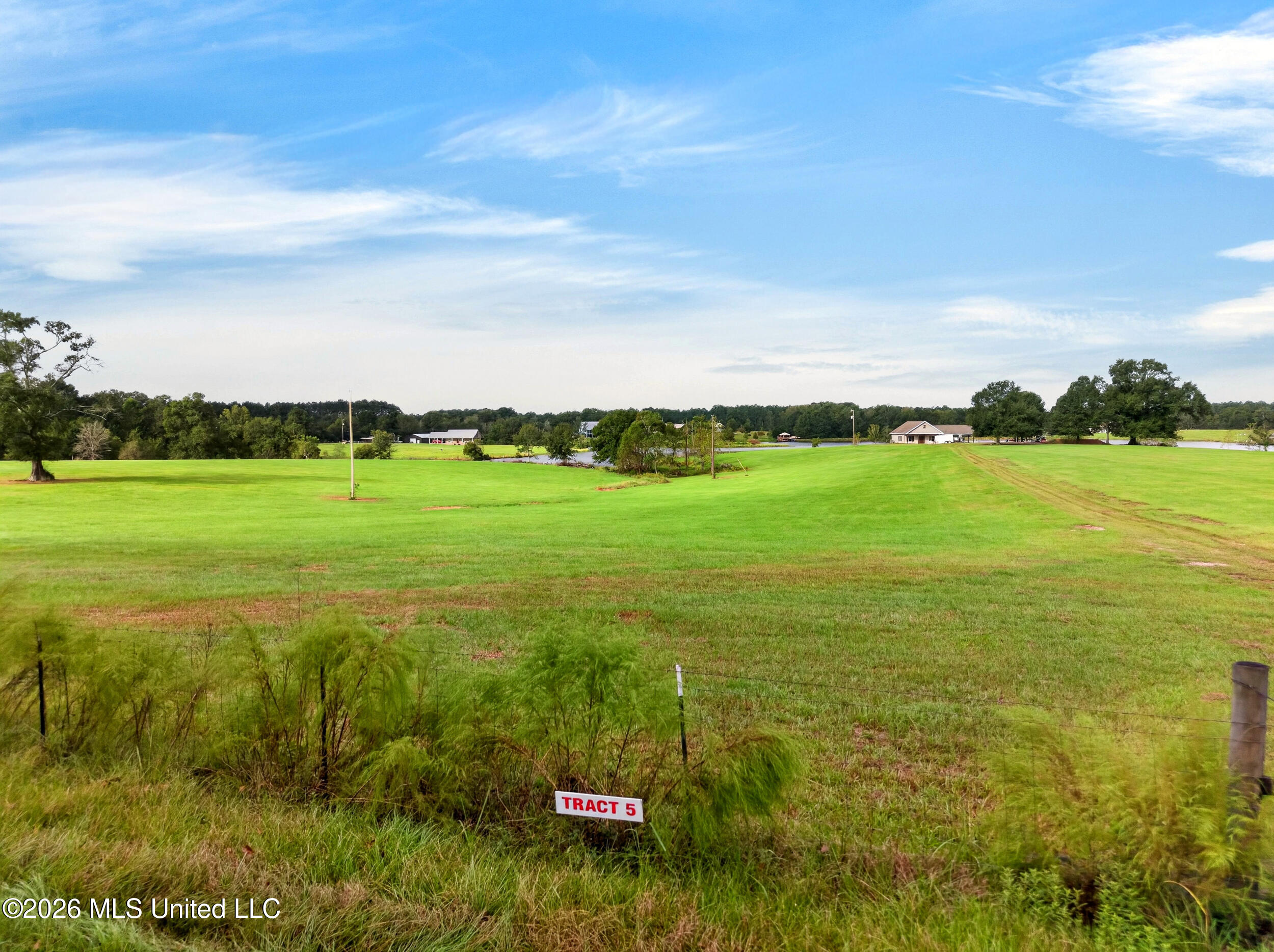 El Shaddai Road Property Photo 1